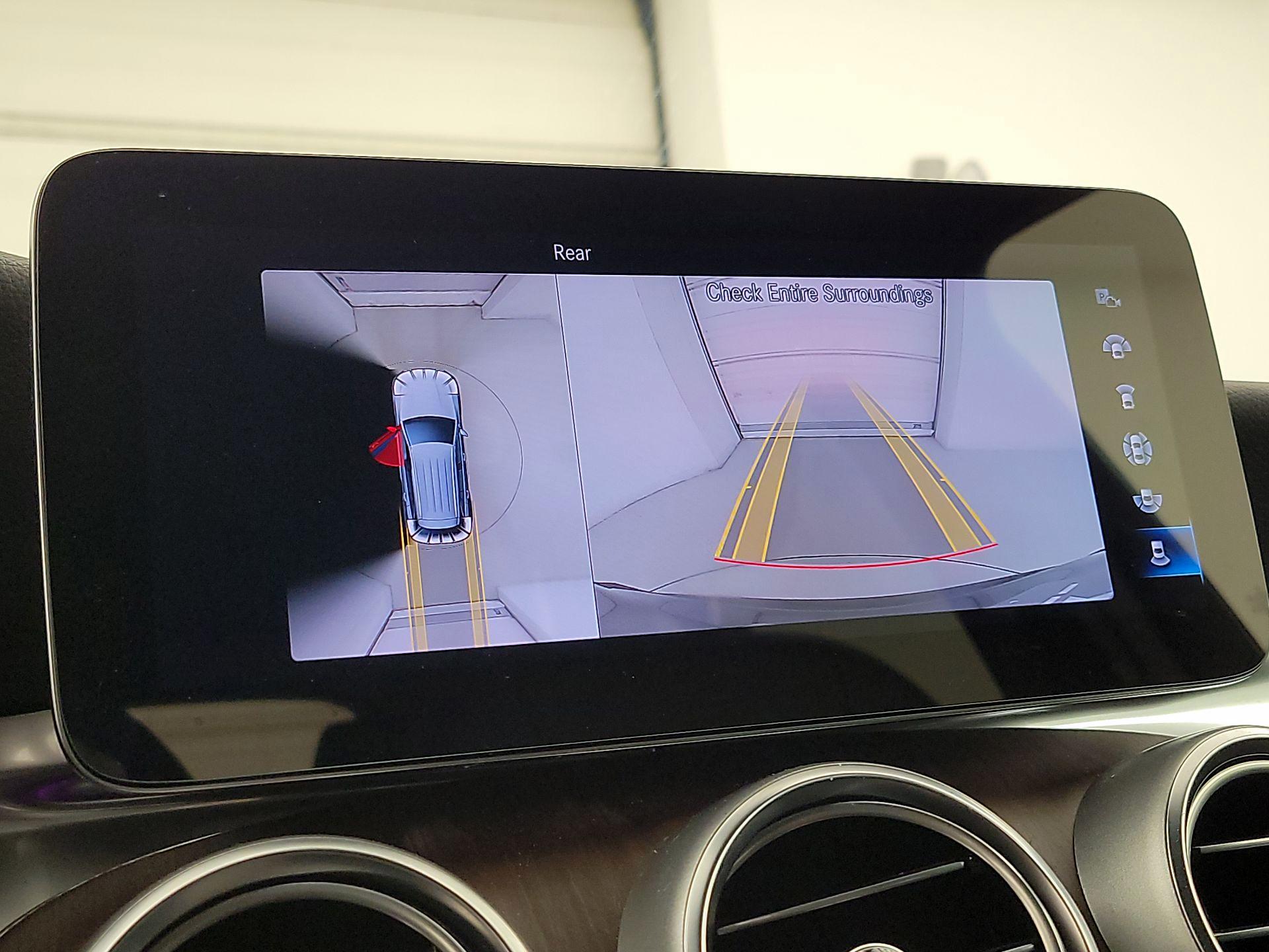 Thumbnail: 2022 Mercedes-Benz GLC - 15