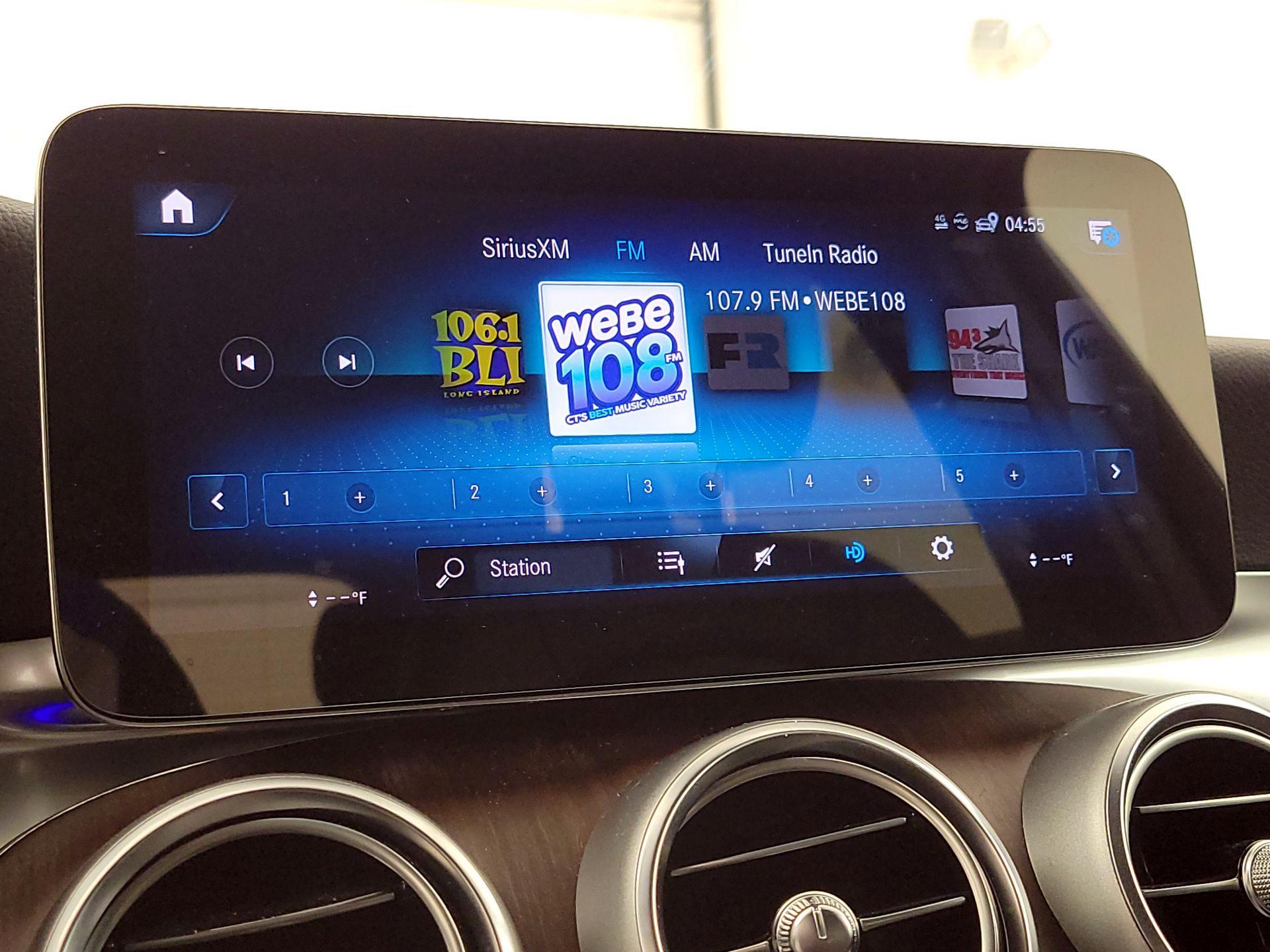 Thumbnail: 2022 Mercedes-Benz GLC - 16