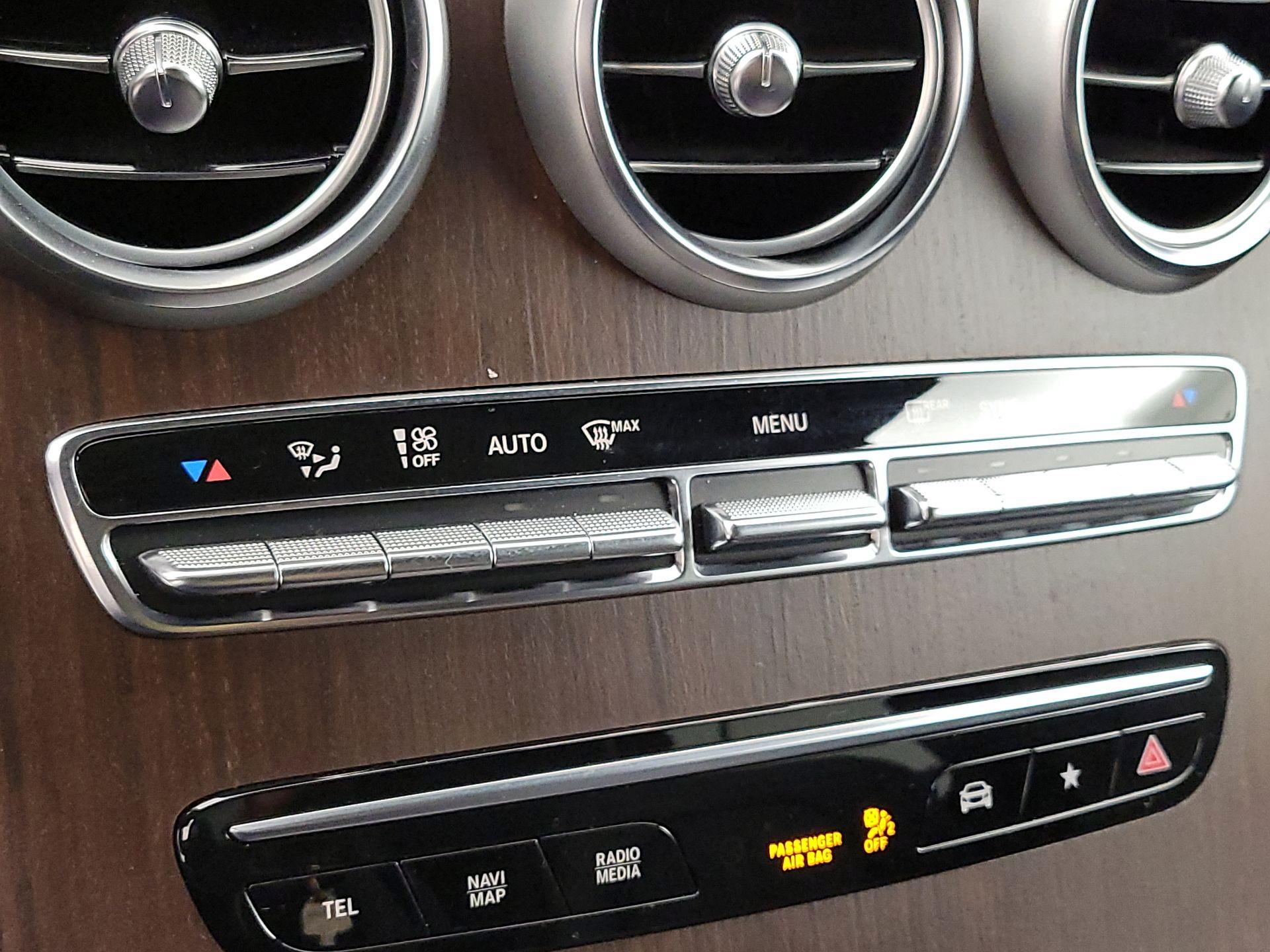 Thumbnail: 2022 Mercedes-Benz GLC - 17