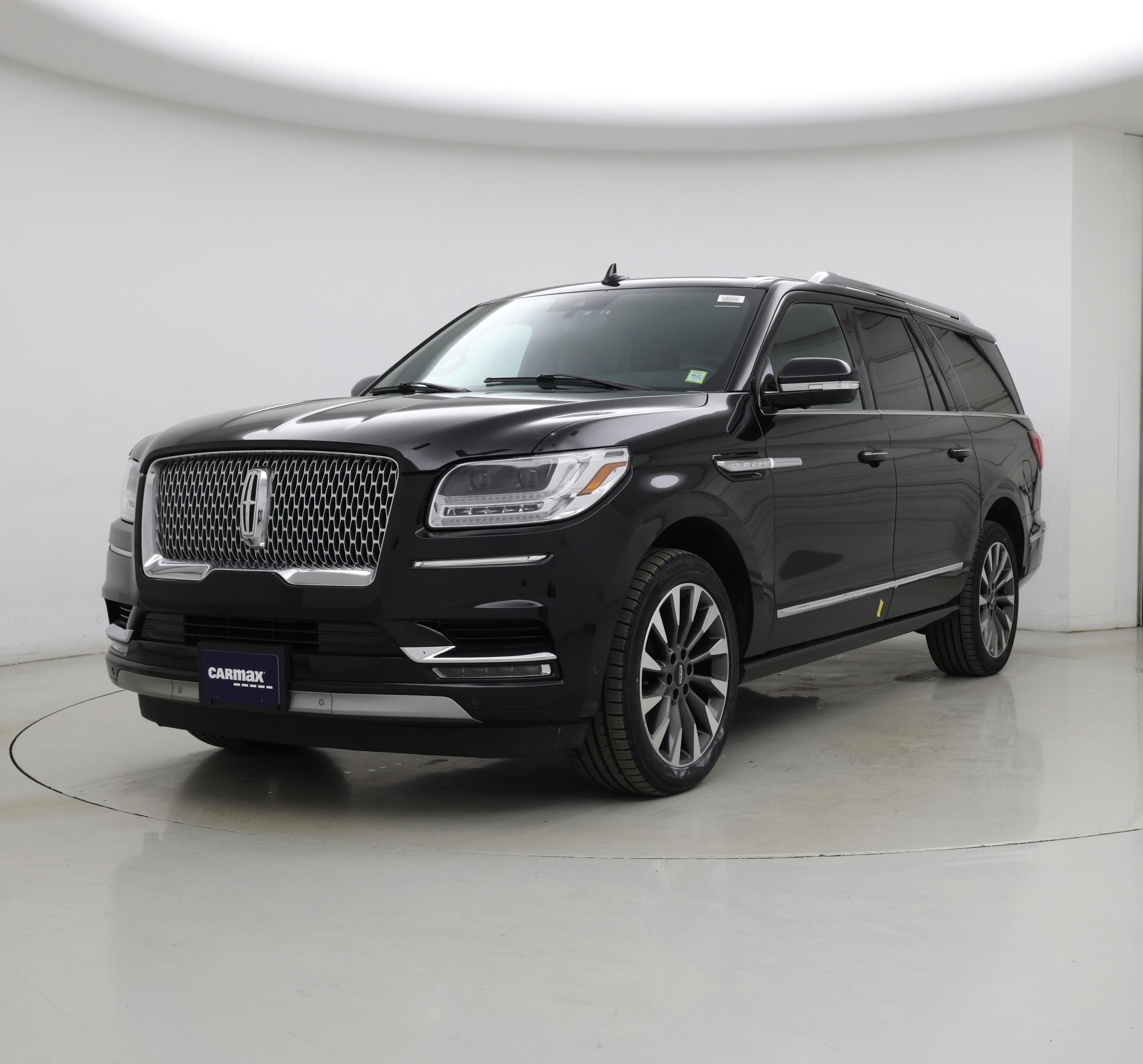 Thumbnail: 2021 Lincoln Navigator L - 4