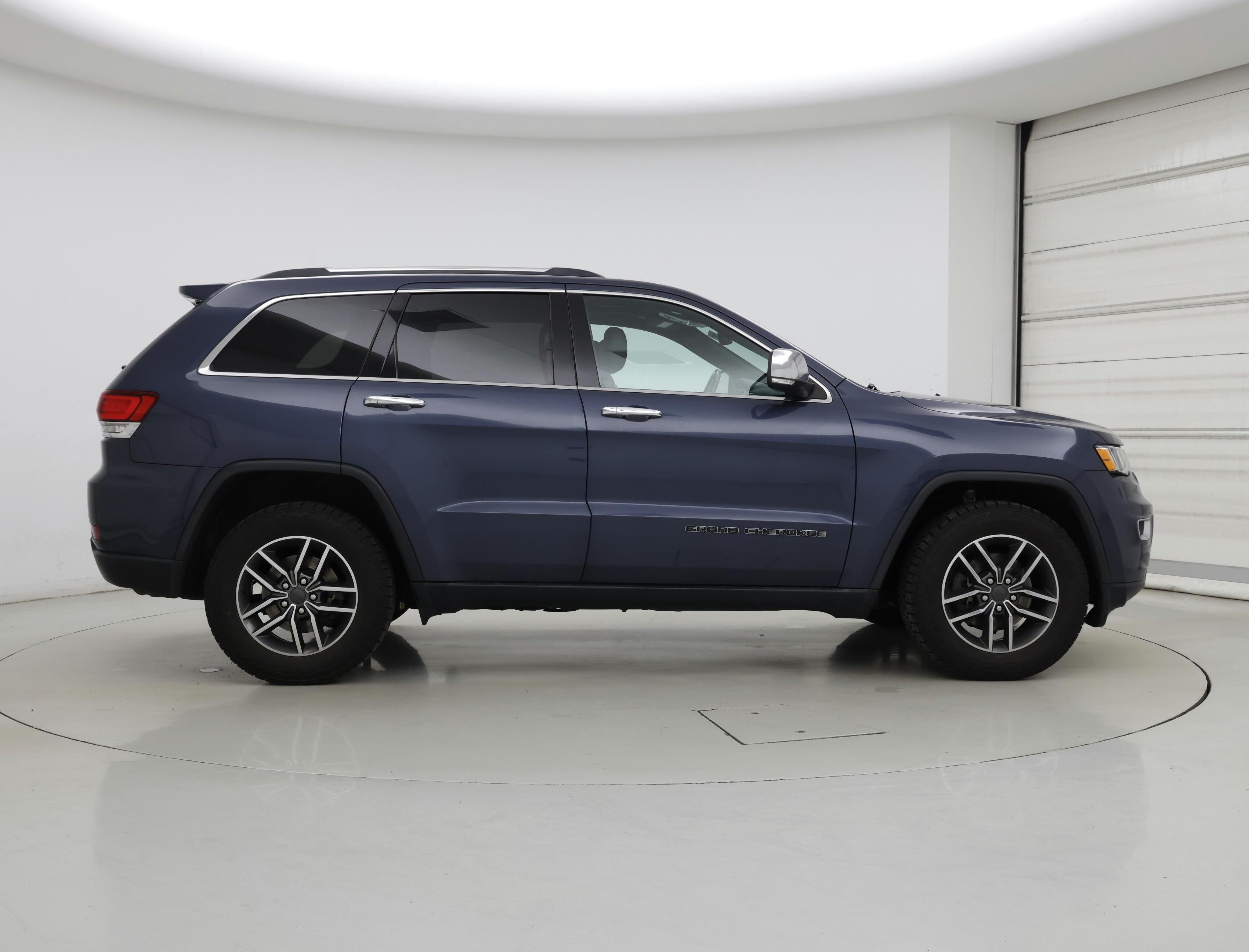 Thumbnail: 2020 Jeep Grand Cherokee - 7