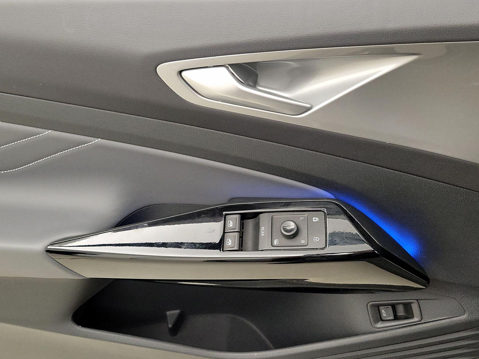 Thumbnail: 2023 Volkswagen ID.4 - 12