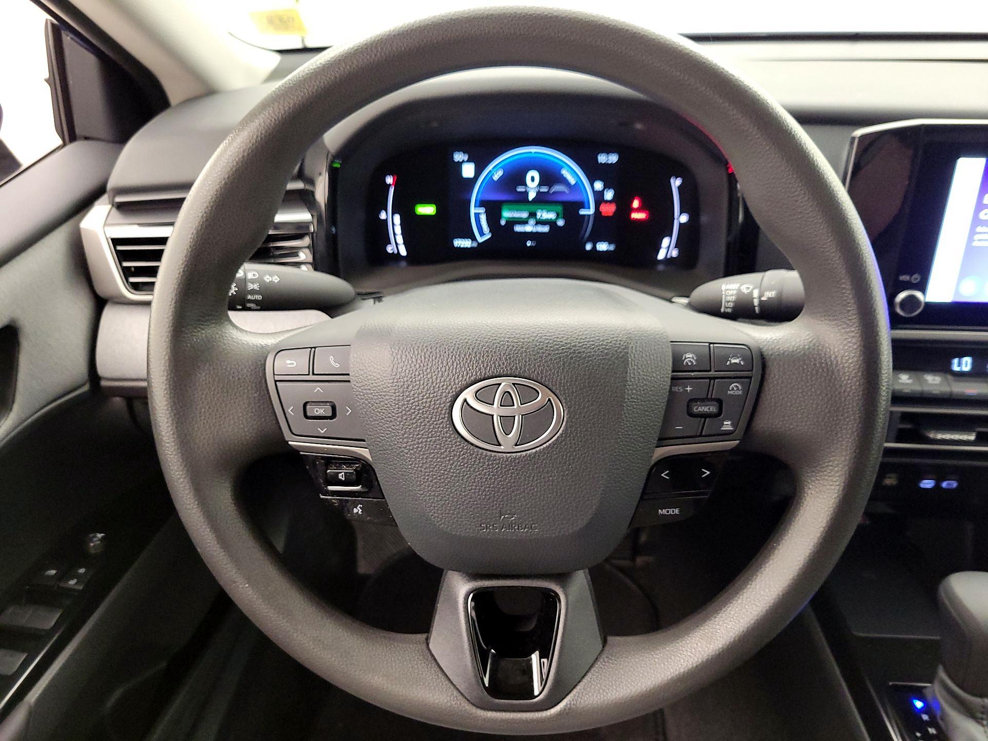 Thumbnail: 2025 Toyota Camry - 10