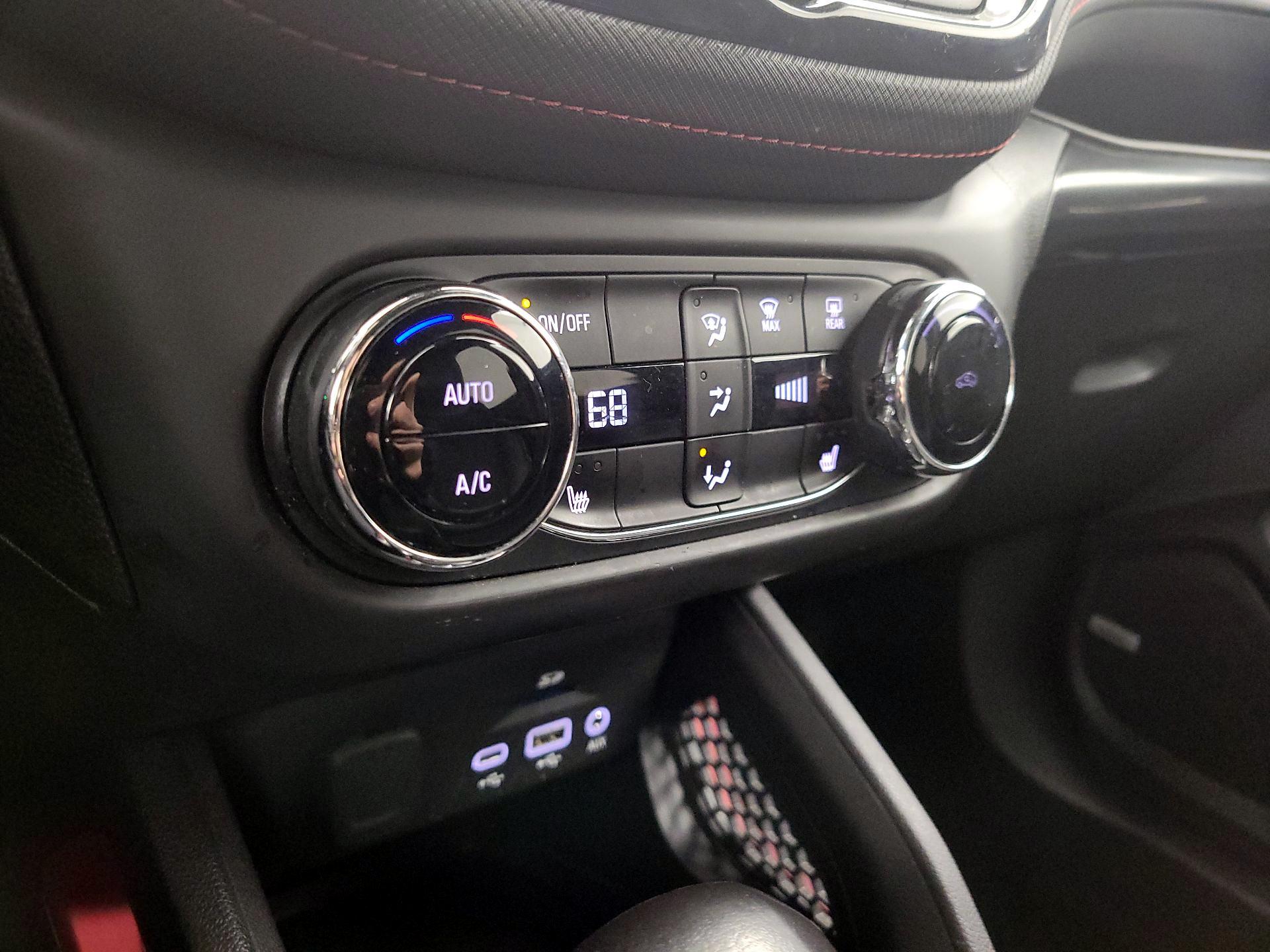 Thumbnail: 2021 Chevrolet TrailBlazer - 16