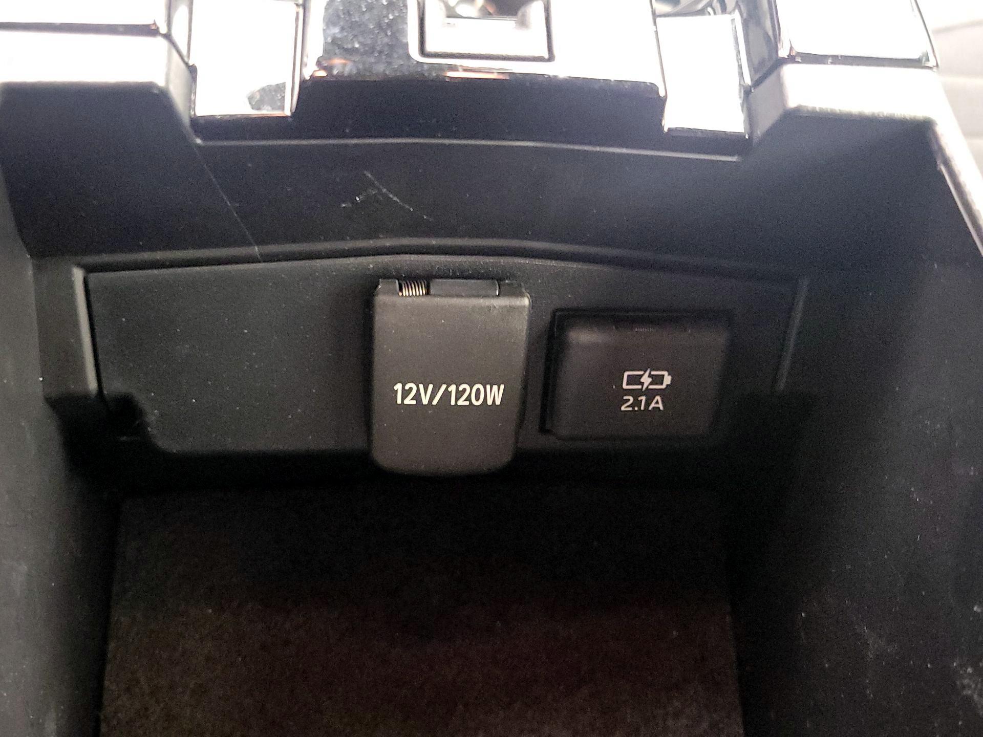 Thumbnail: 2020 Toyota Corolla - 18