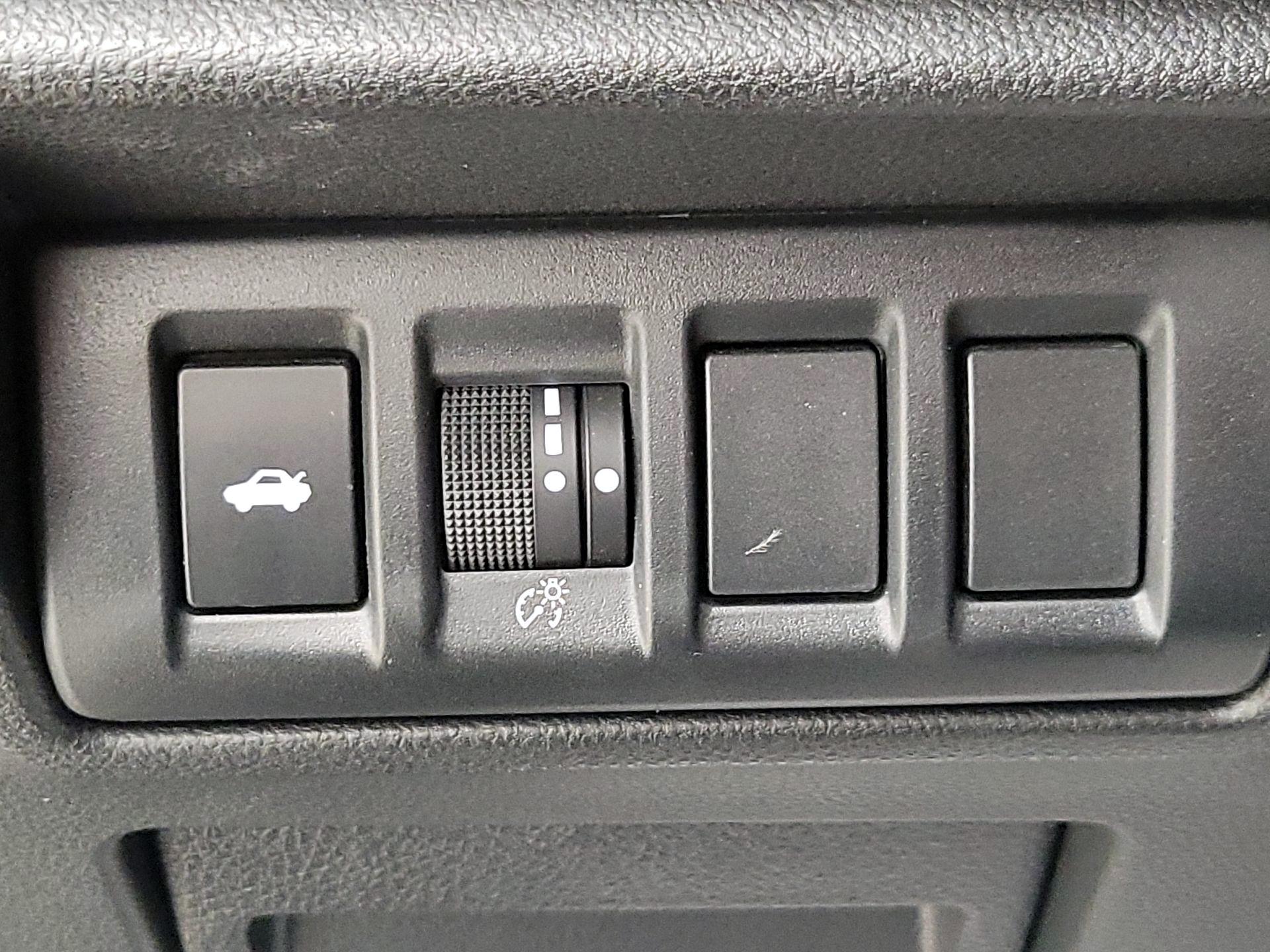 Thumbnail: 2023 Subaru Legacy - 13