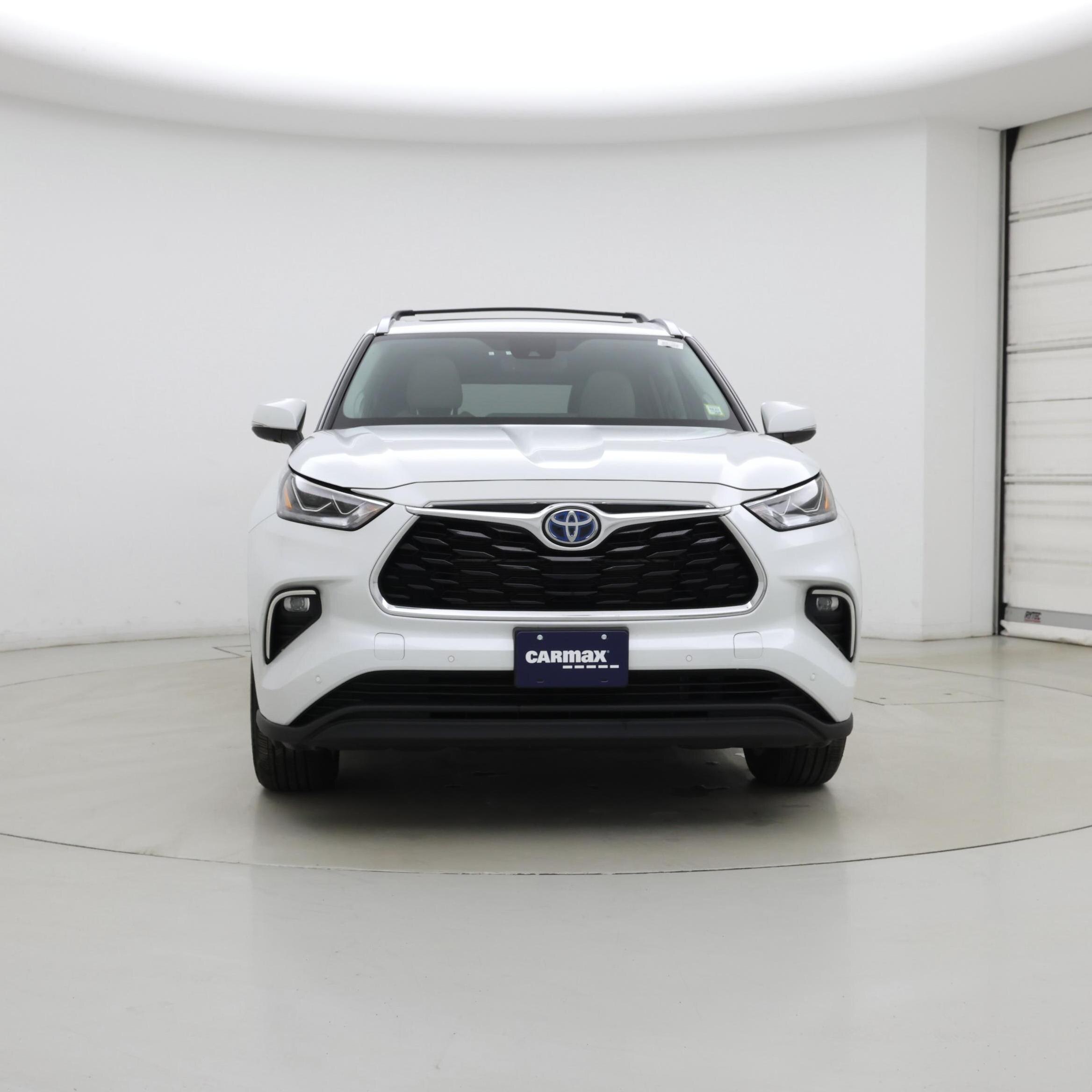 Thumbnail: 2023 Toyota Highlander - 5