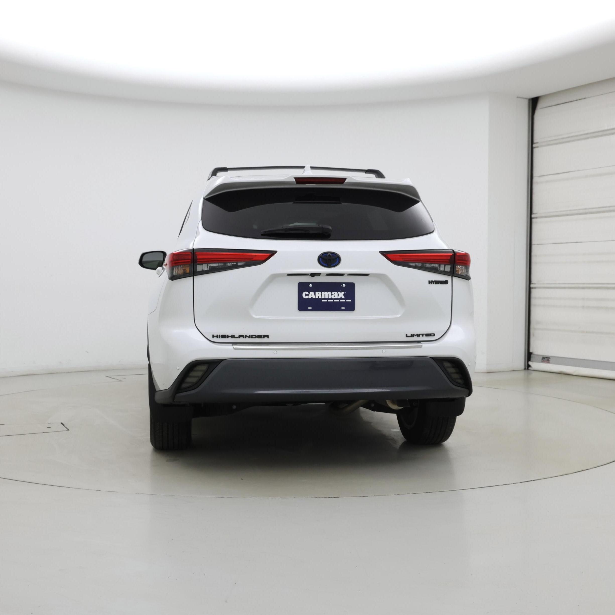 Thumbnail: 2023 Toyota Highlander - 6