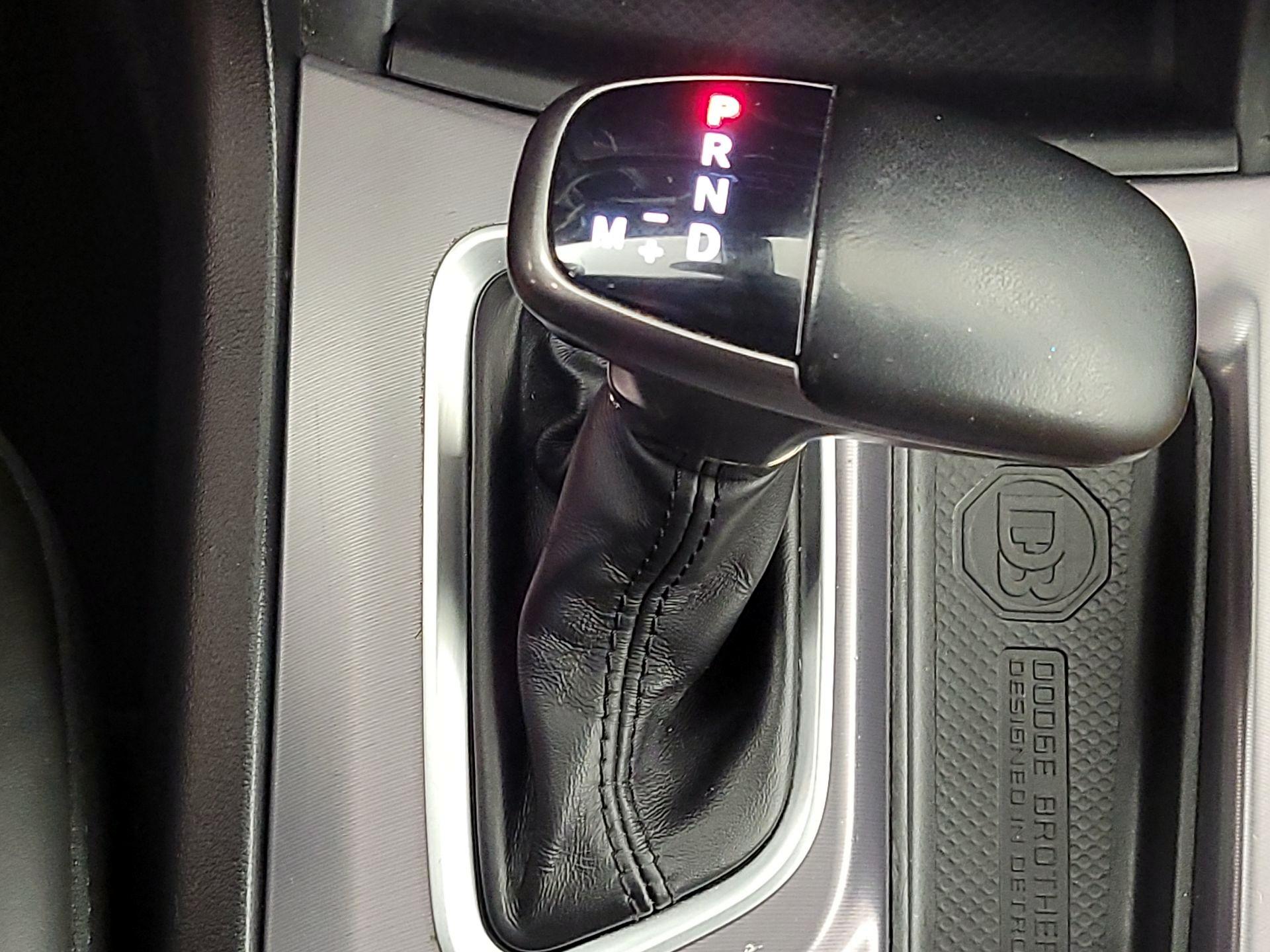 Thumbnail: 2020 Dodge Charger - 17