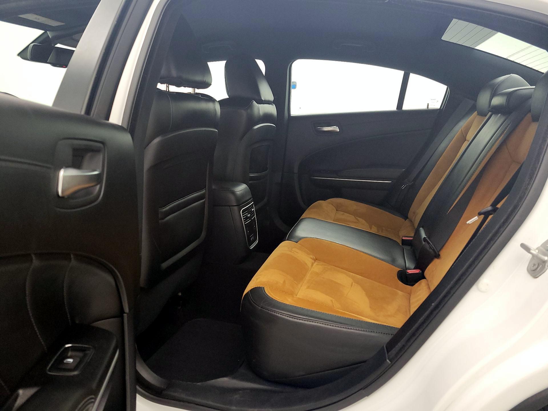 Thumbnail: 2020 Dodge Charger - 19