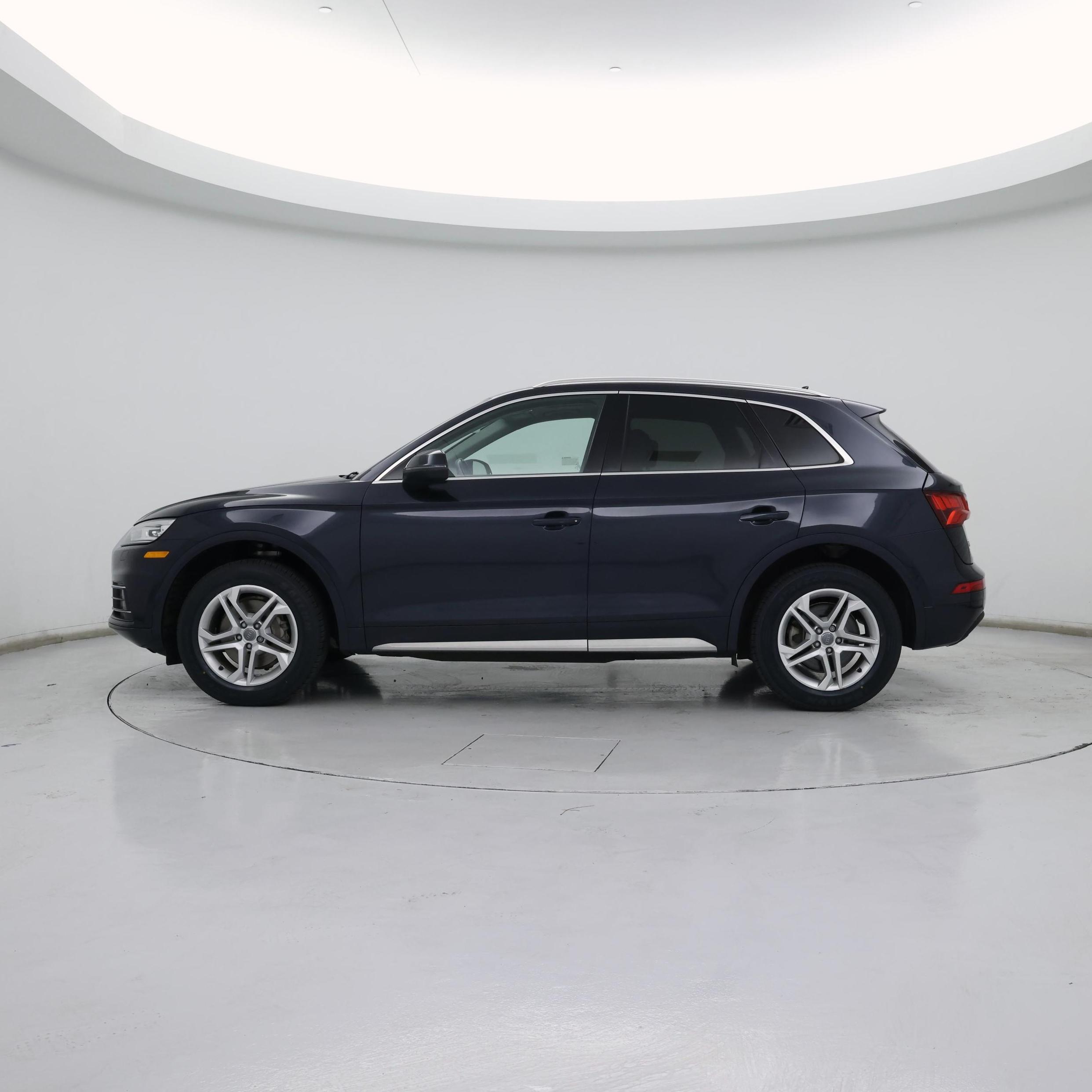 Thumbnail: 2019 Audi Q5 - 3