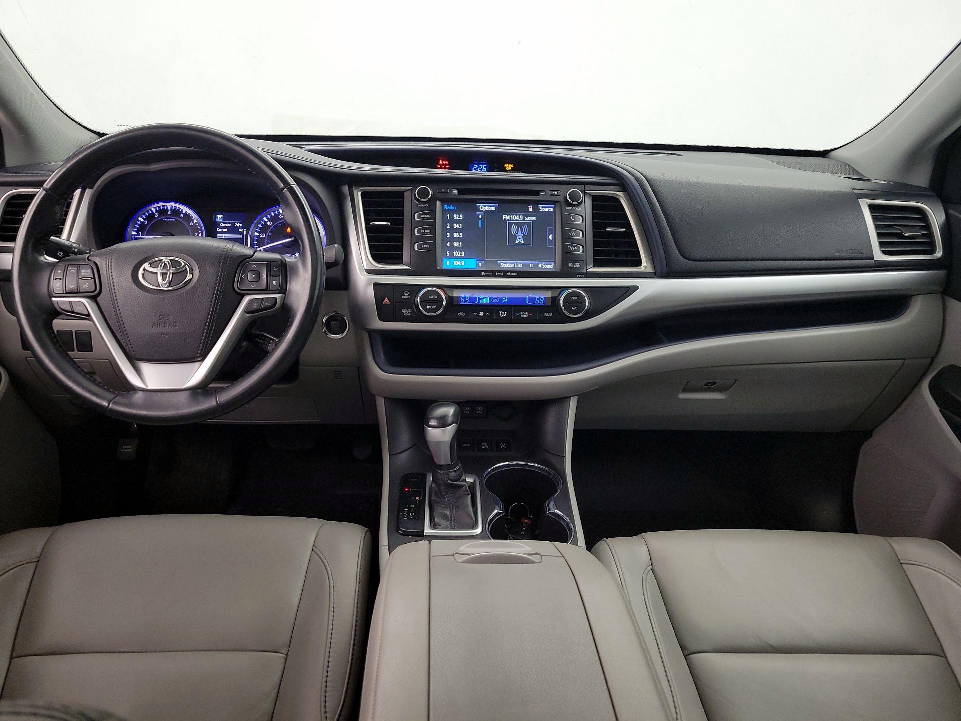 Thumbnail: 2018 Toyota Highlander - 9