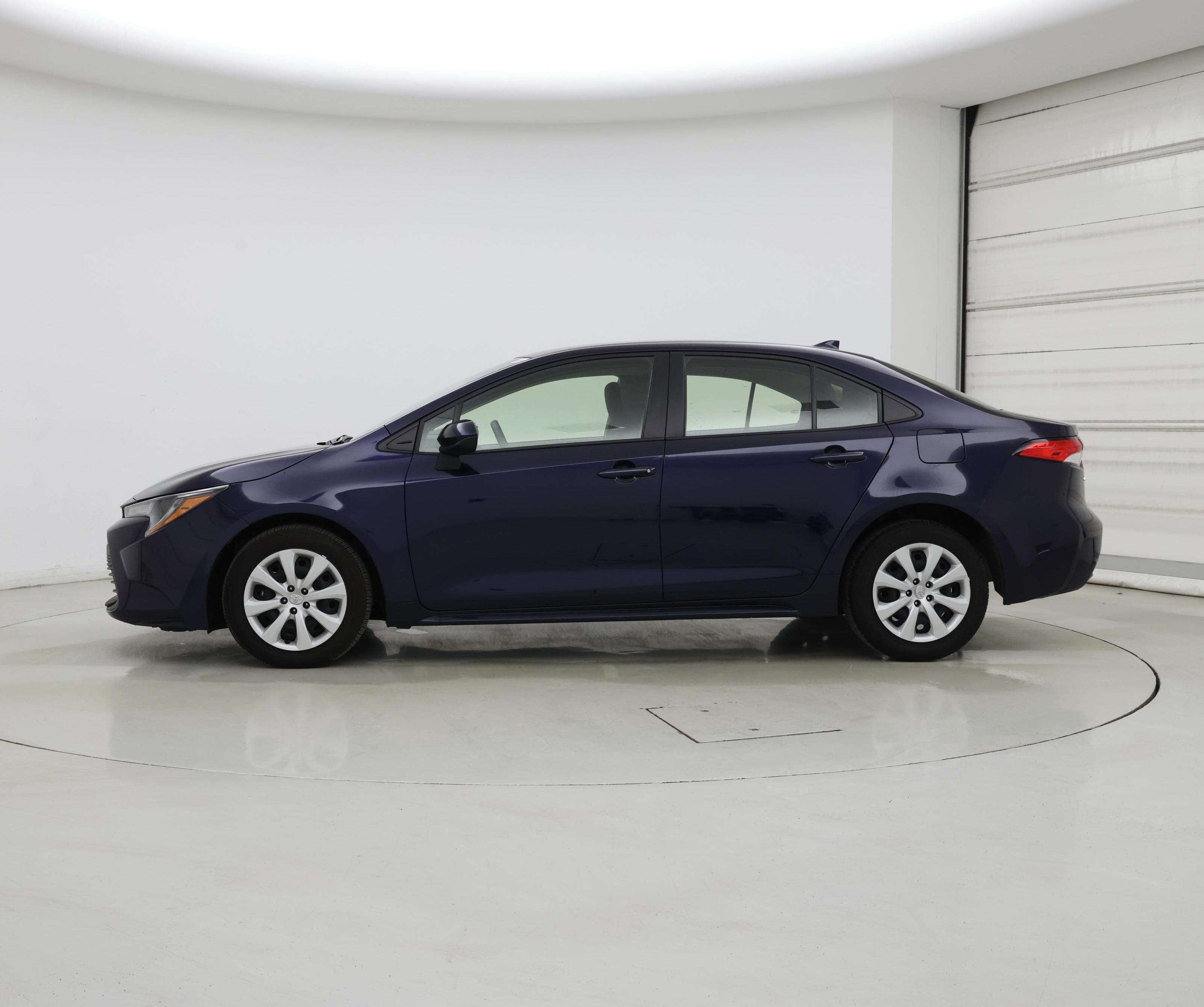 Thumbnail: 2023 Toyota Corolla - 3