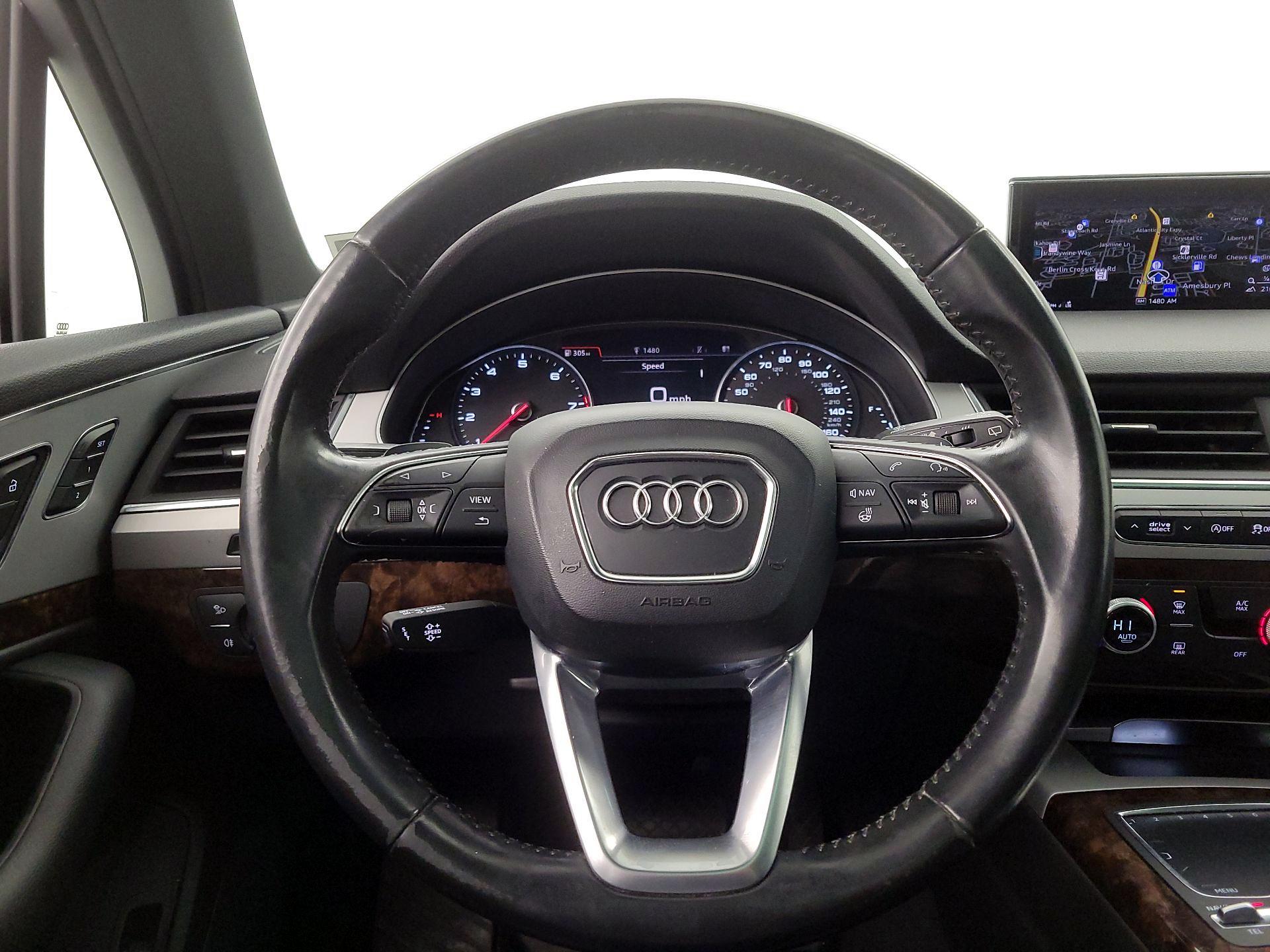 Thumbnail: 2017 Audi Q7 - 10