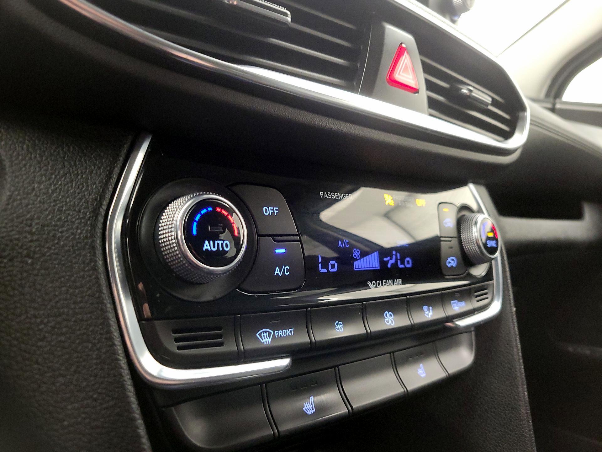 Thumbnail: 2020 Hyundai Santa Fe - 16
