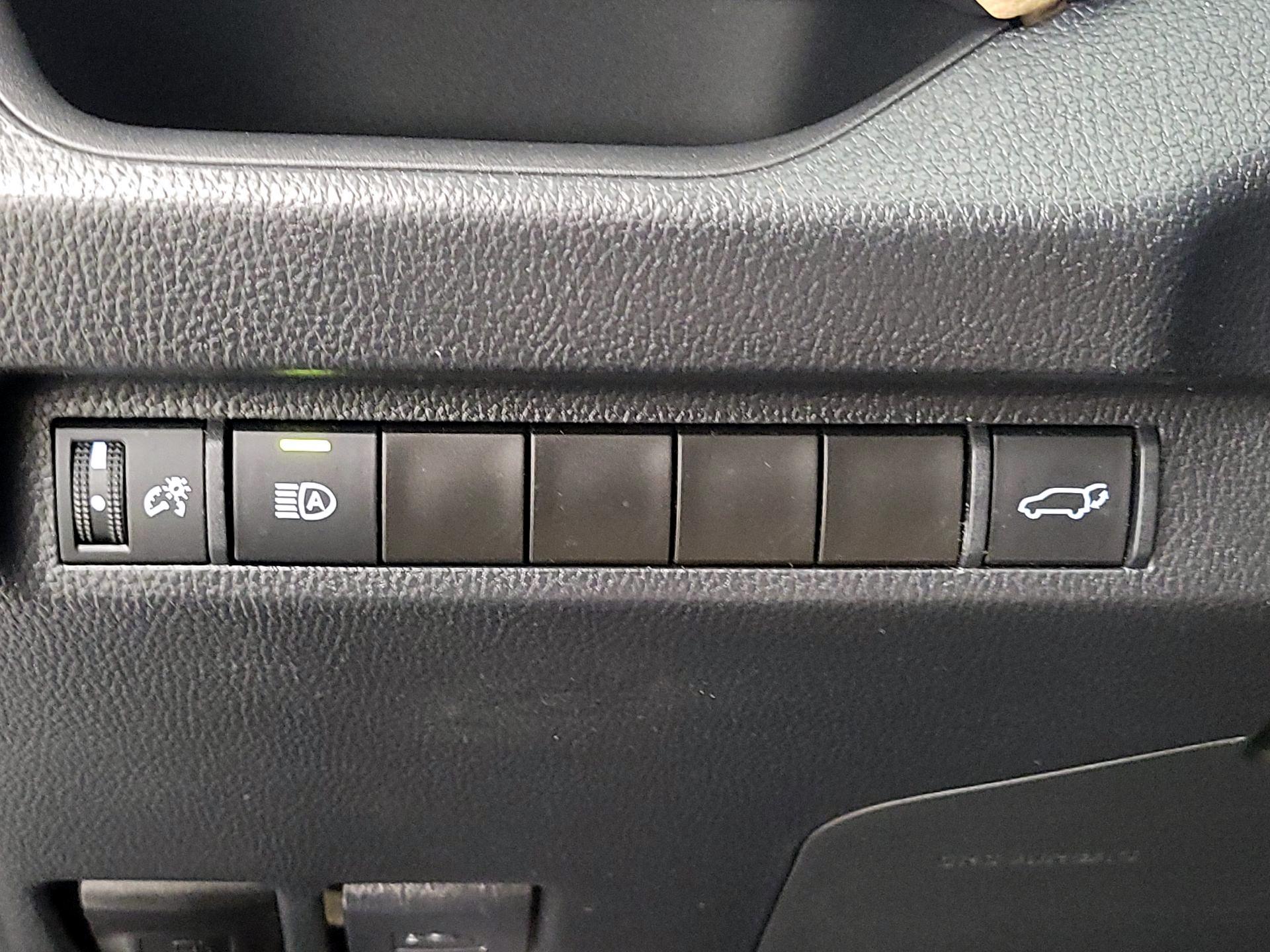 Thumbnail: 2023 Toyota RAV4 - 13