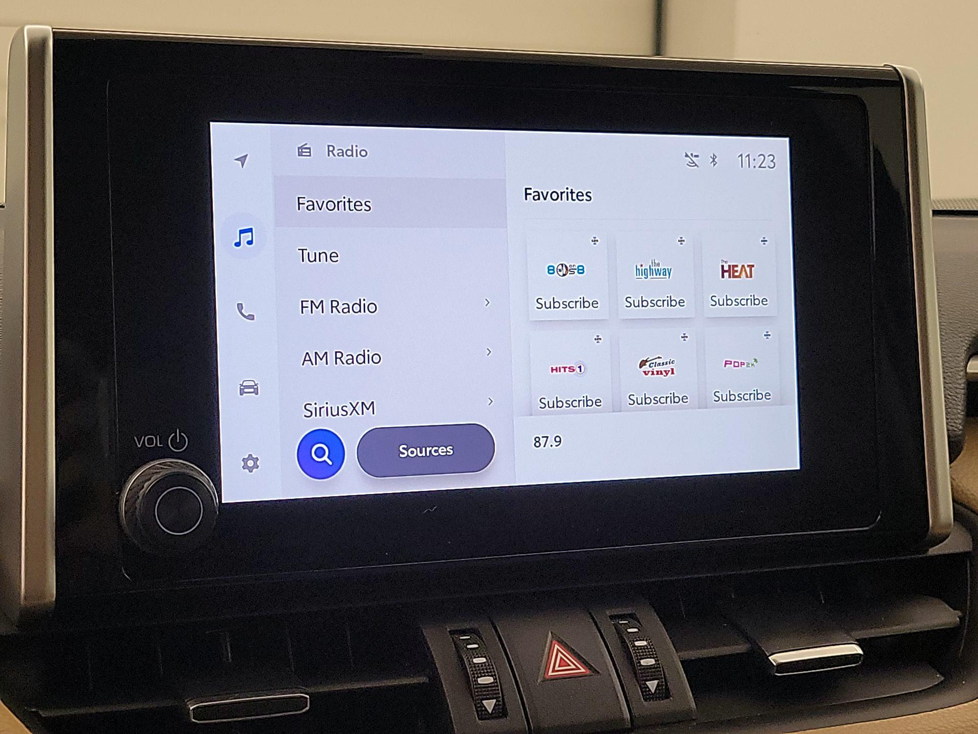 Thumbnail: 2023 Toyota RAV4 - 15