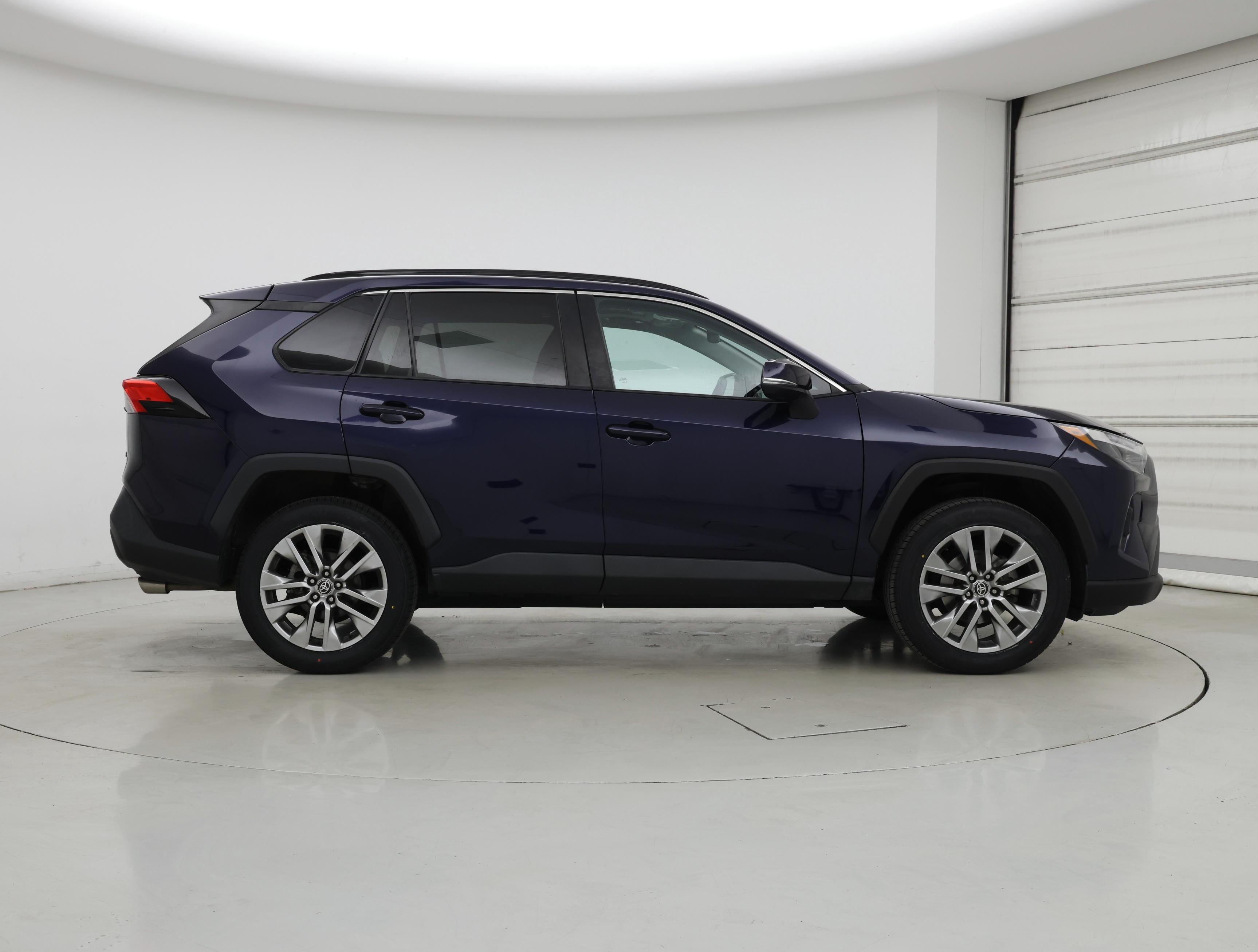 Thumbnail: 2023 Toyota RAV4 - 7