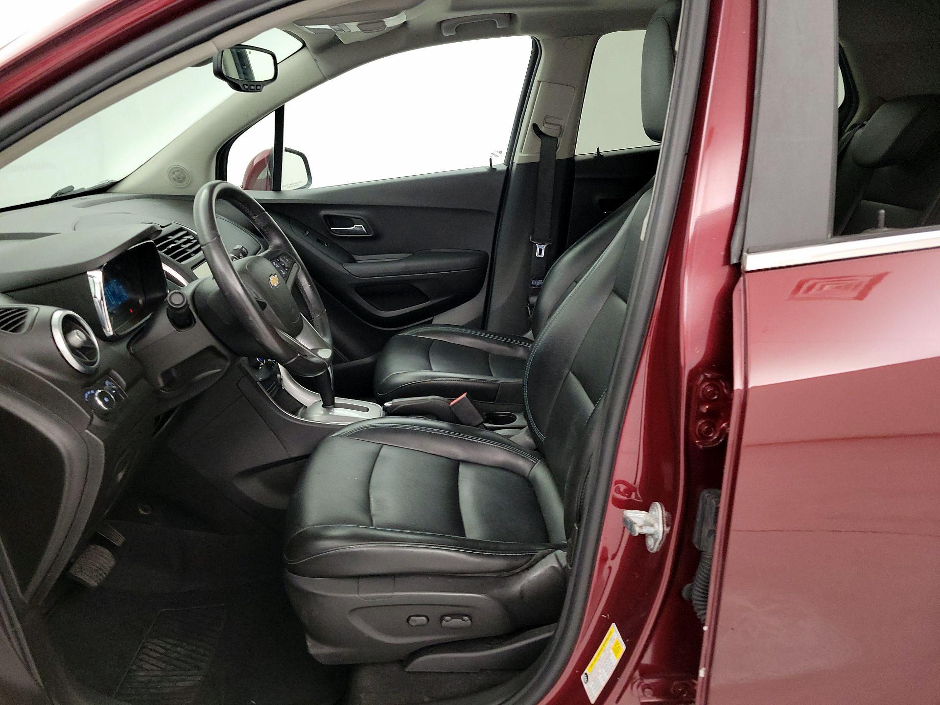 Thumbnail: 2016 Chevrolet Trax - 11