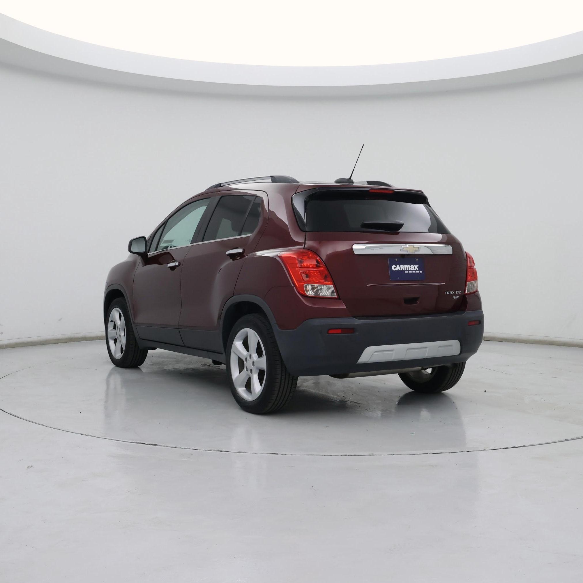 Thumbnail: 2016 Chevrolet Trax - 2