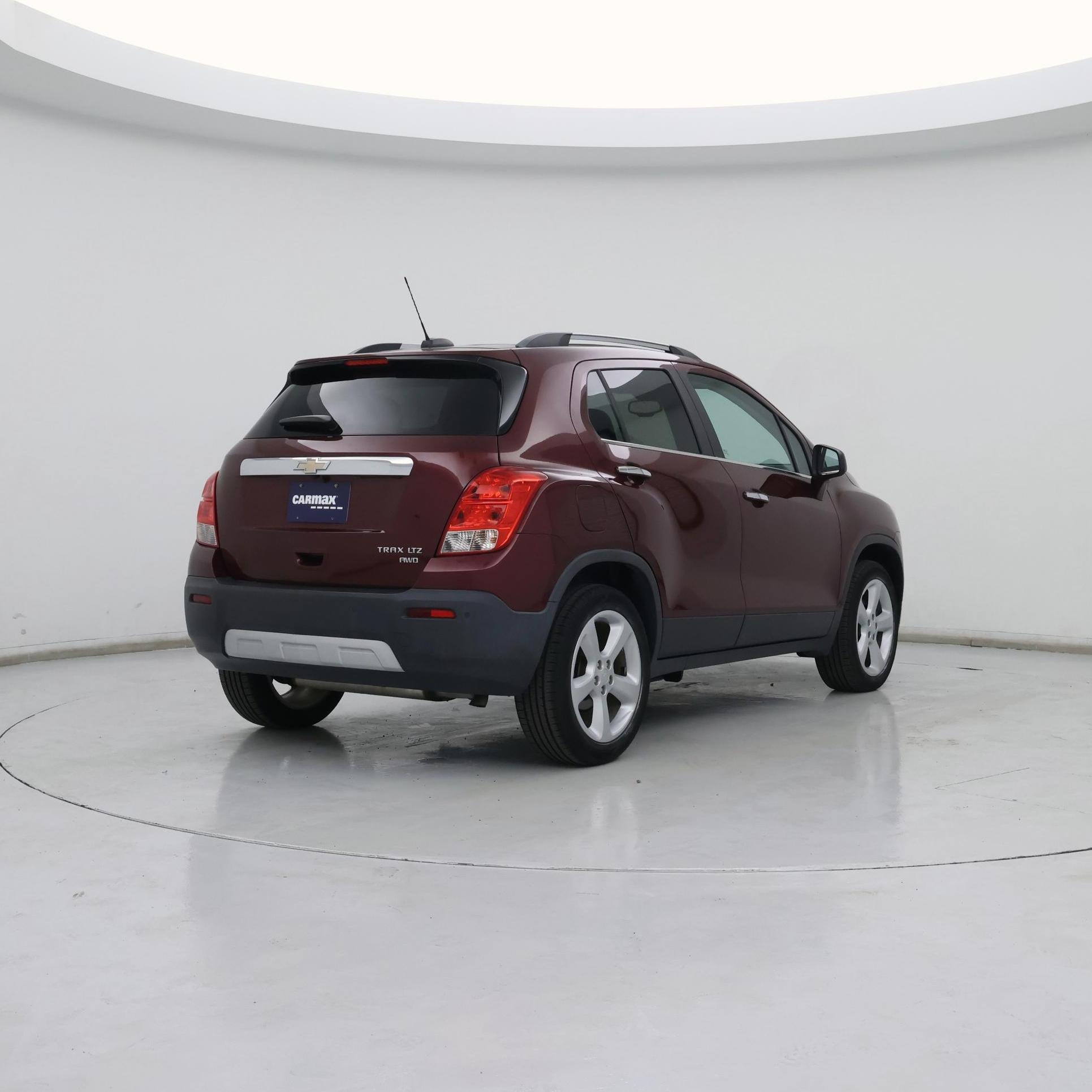 Thumbnail: 2016 Chevrolet Trax - 8