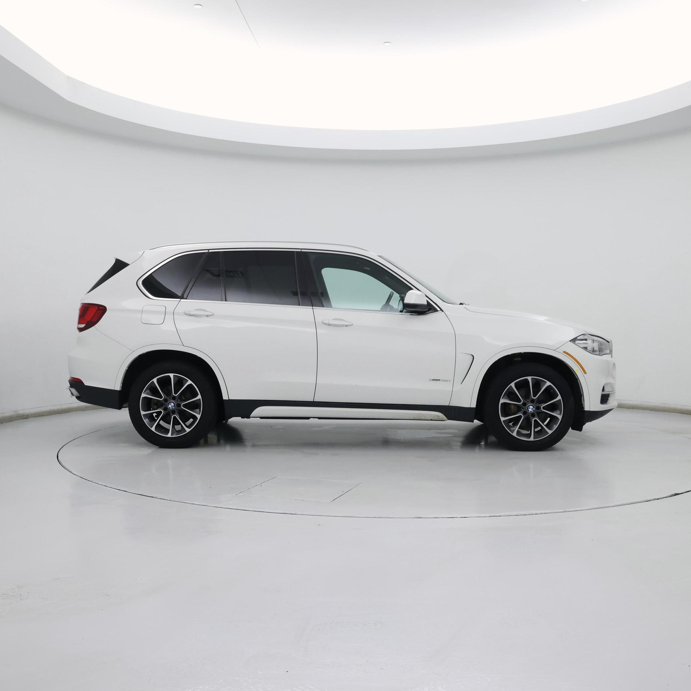 Thumbnail: 2018 BMW X5 - 7