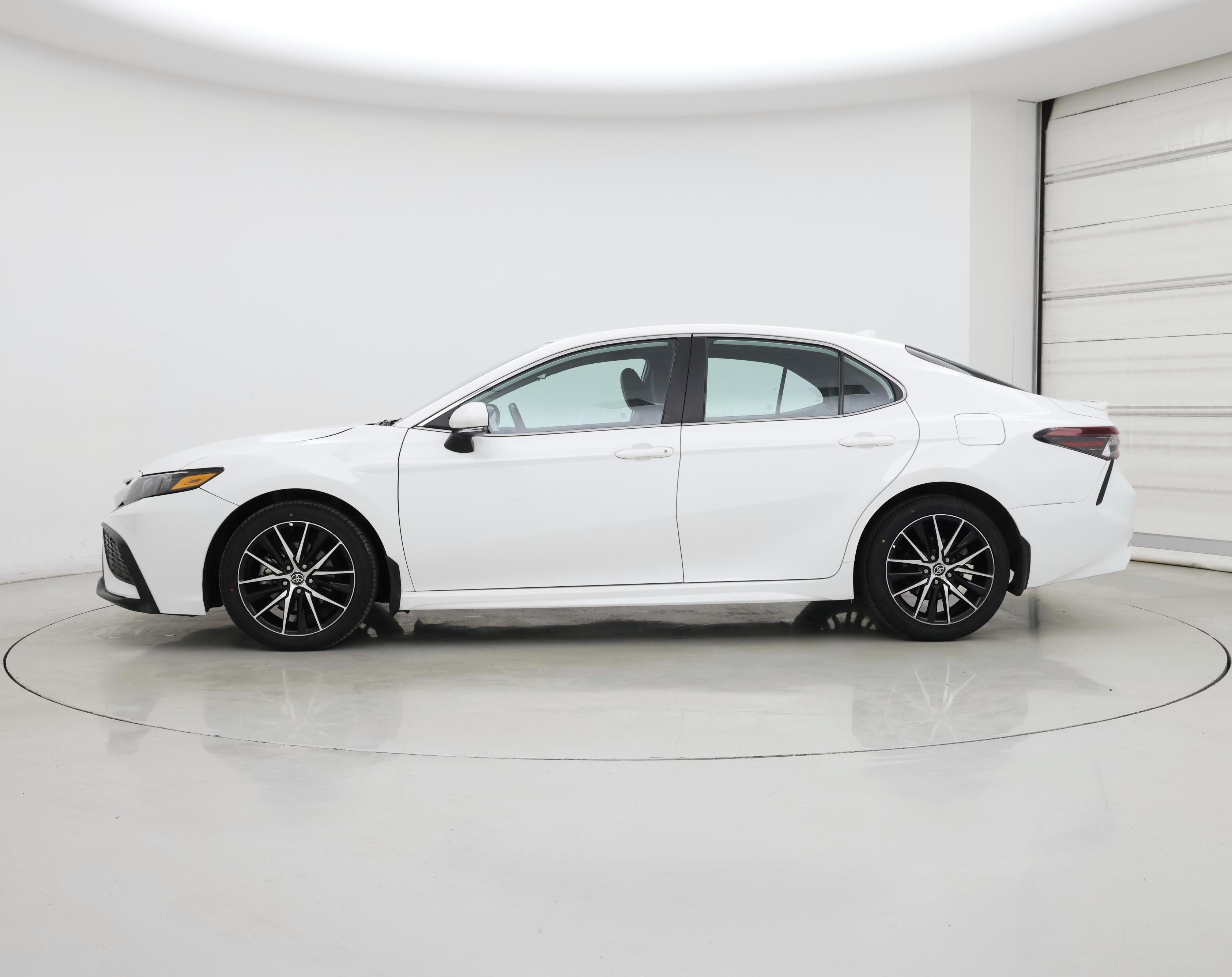 Thumbnail: 2023 Toyota Camry - 3