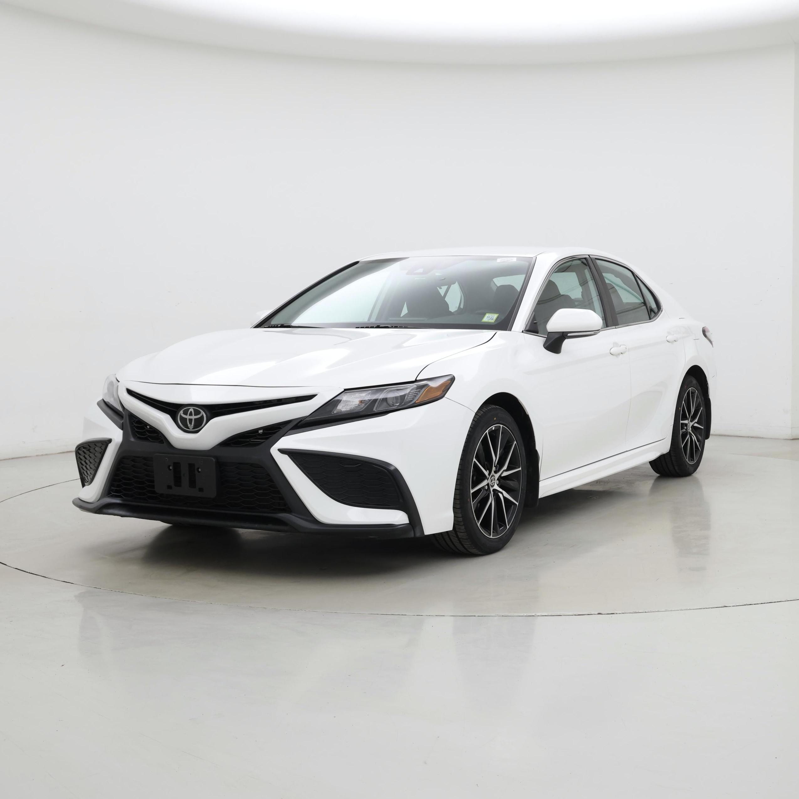 Thumbnail: 2023 Toyota Camry - 4