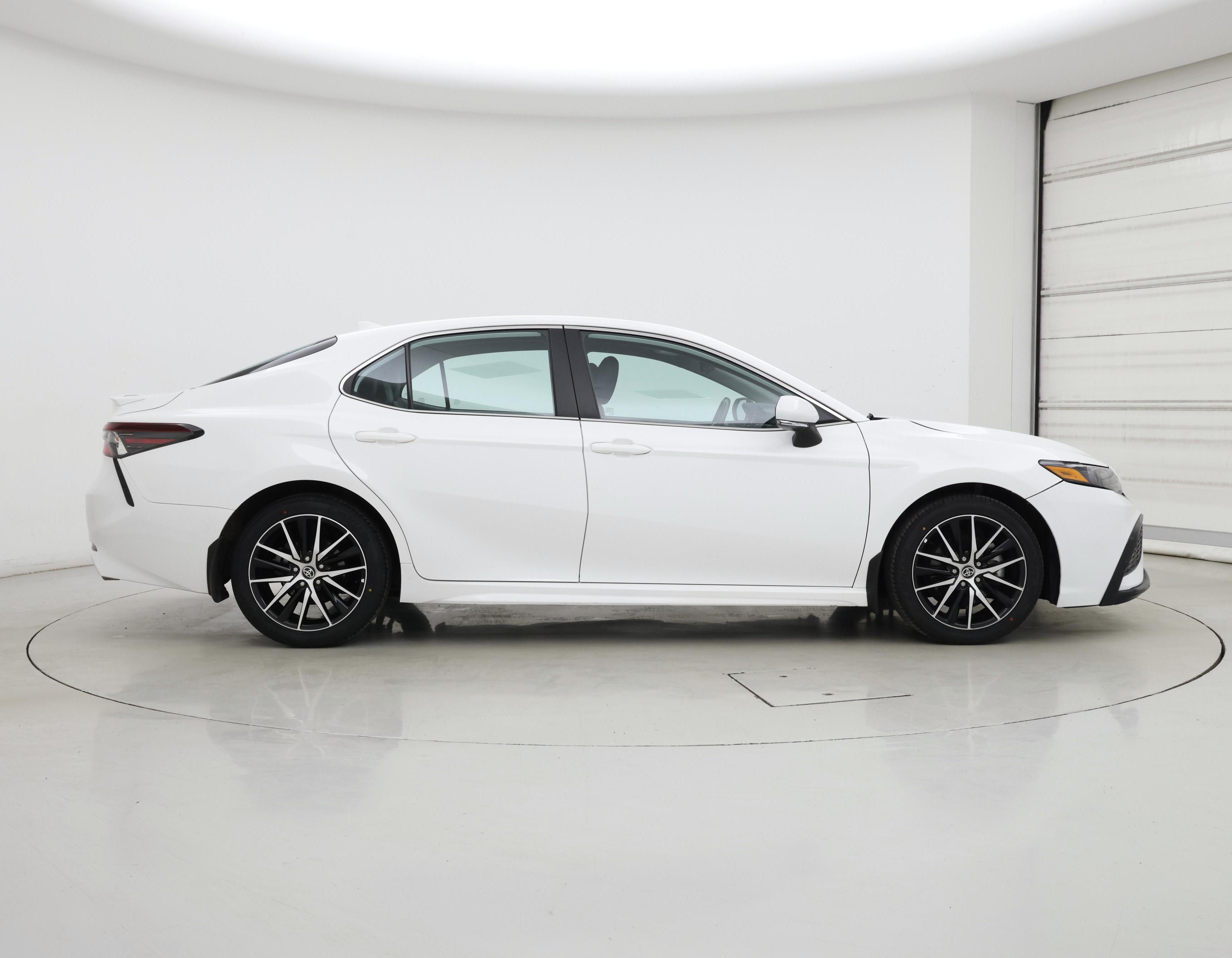 Thumbnail: 2023 Toyota Camry - 7