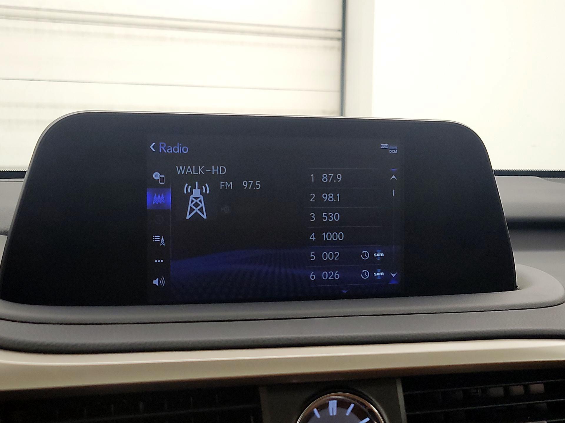 Thumbnail: 2022 Lexus RX - 15