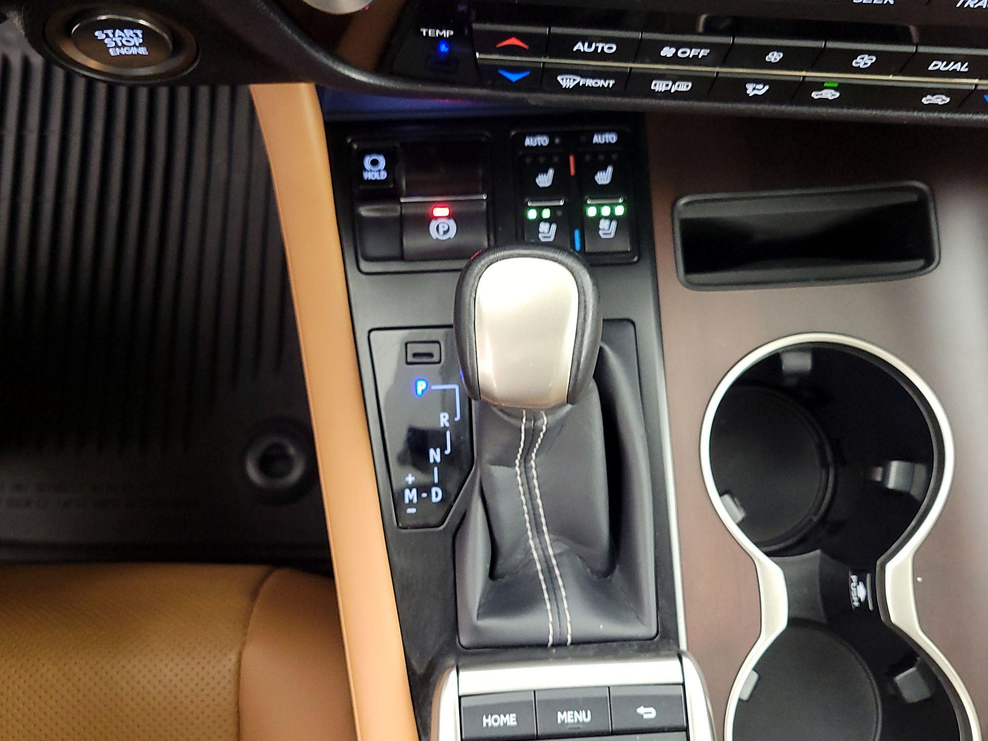 Thumbnail: 2022 Lexus RX - 17