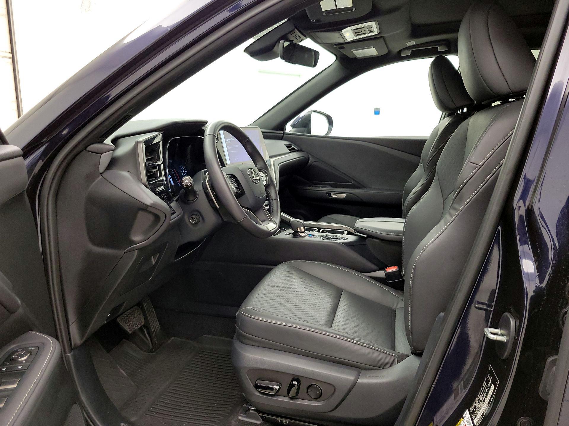 Thumbnail: 2025 Lexus TX - 11