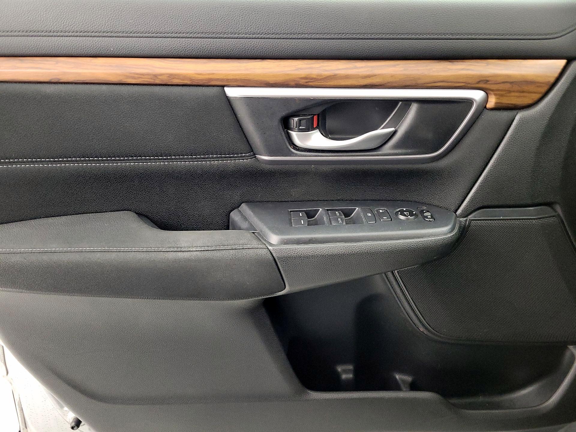 Thumbnail: 2017 Honda CR-V - 12