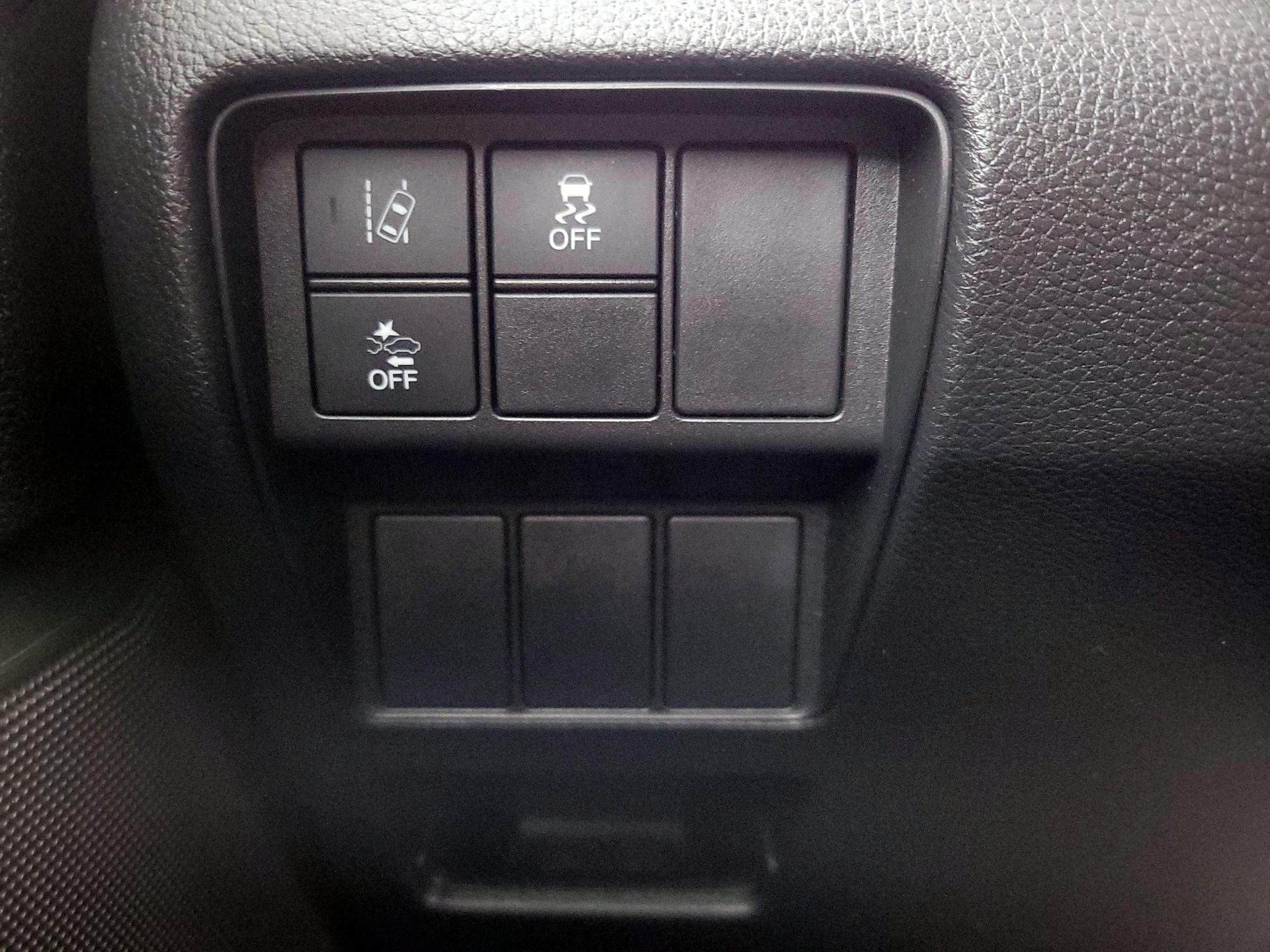 Thumbnail: 2017 Honda CR-V - 13