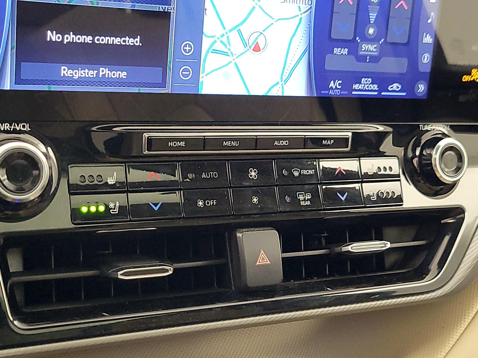 Thumbnail: 2021 Toyota Highlander - 17