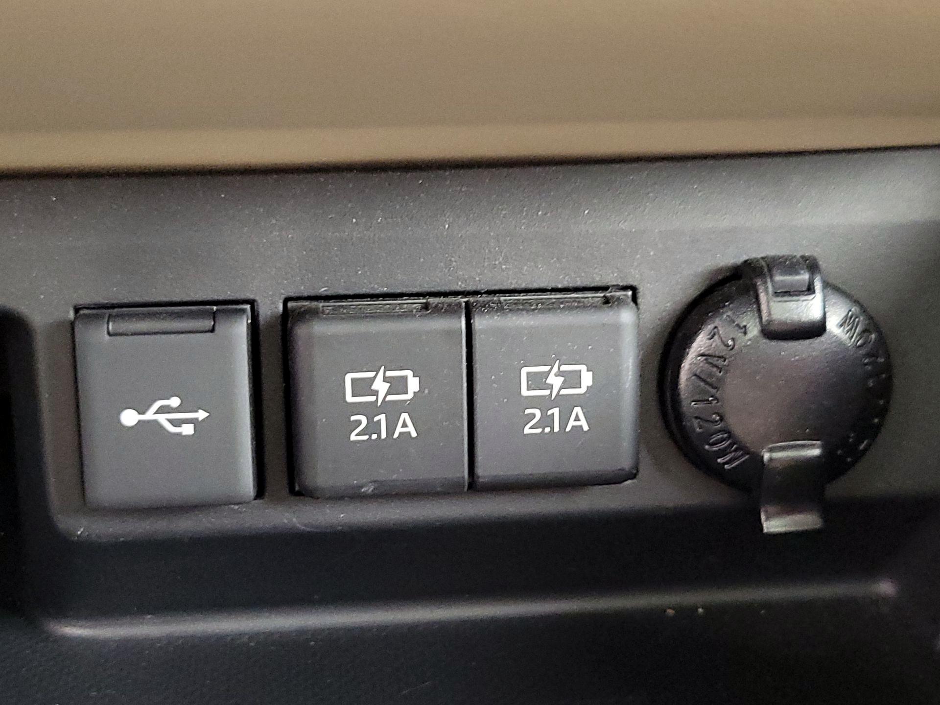 Thumbnail: 2021 Toyota Highlander - 19