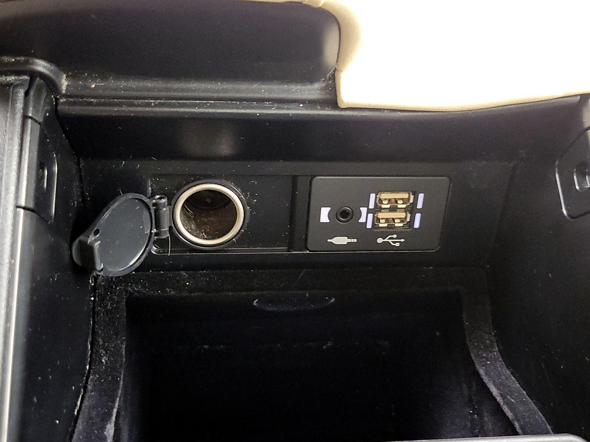 Thumbnail: 2022 Lexus RX - 18