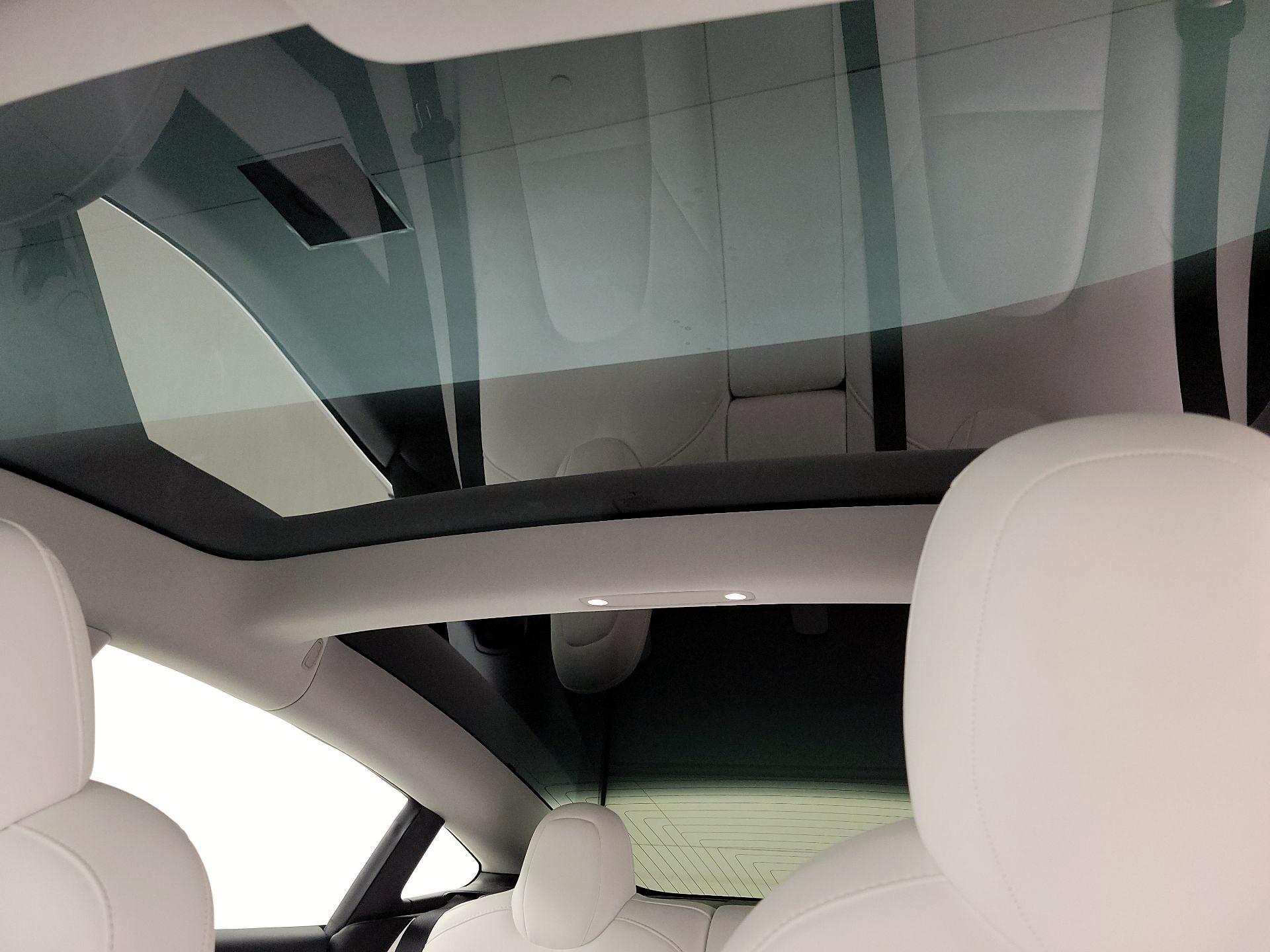 Thumbnail: 2020 Tesla Model 3 - 19