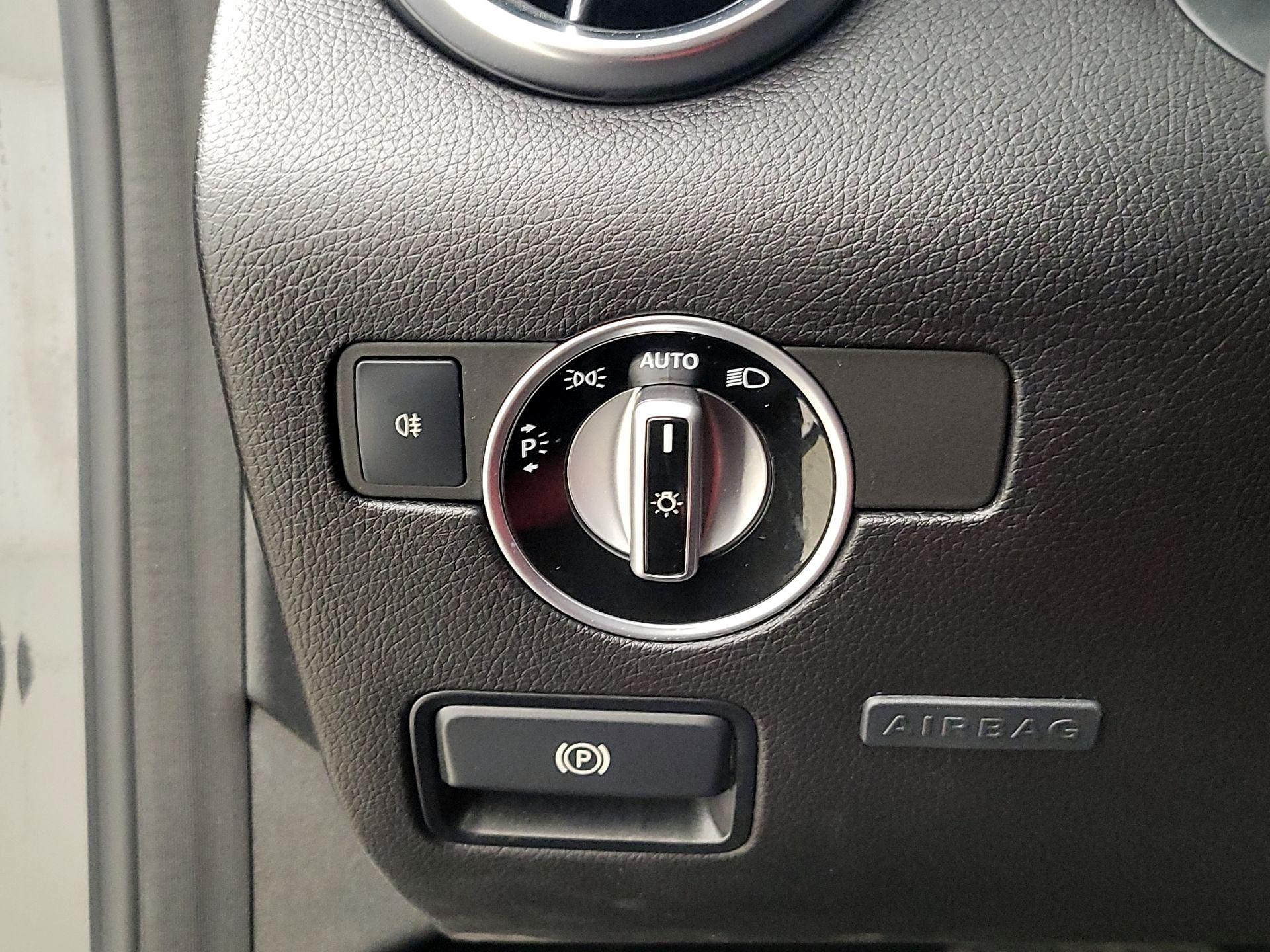 Thumbnail: 2020 Mercedes-Benz SL-Class - 13