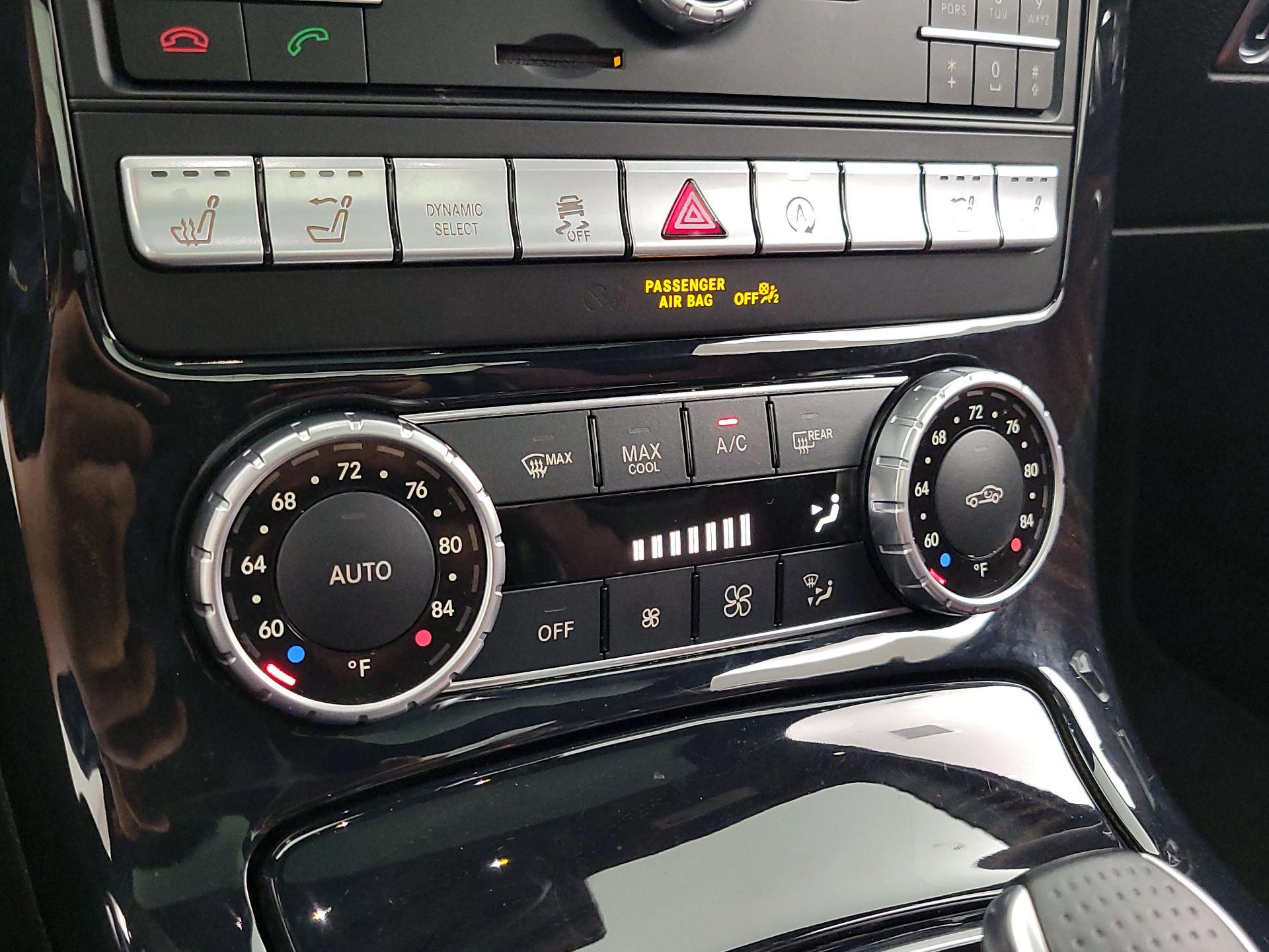 Thumbnail: 2020 Mercedes-Benz SL-Class - 17