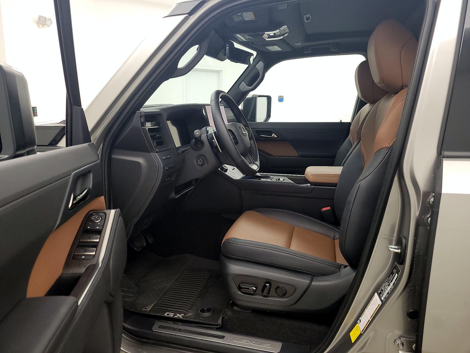 Thumbnail: 2025 Lexus GX - 11