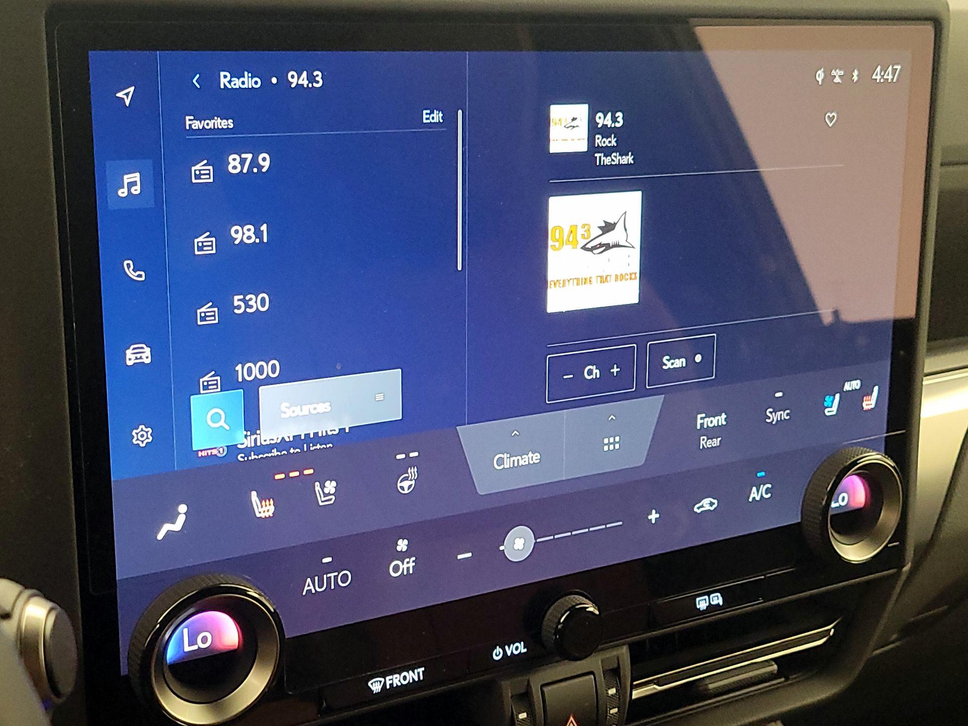 Thumbnail: 2025 Lexus GX - 15