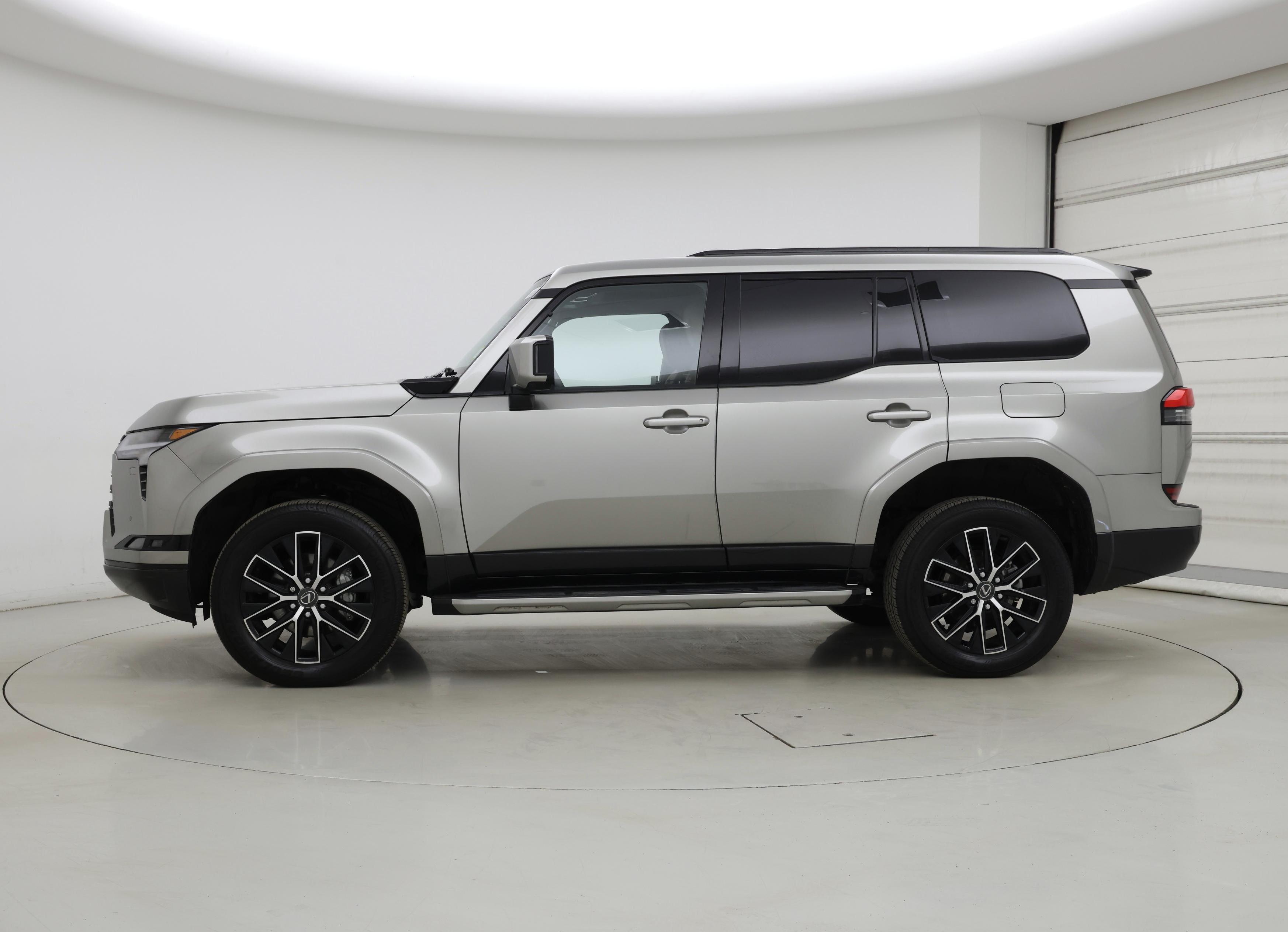 Thumbnail: 2025 Lexus GX - 3