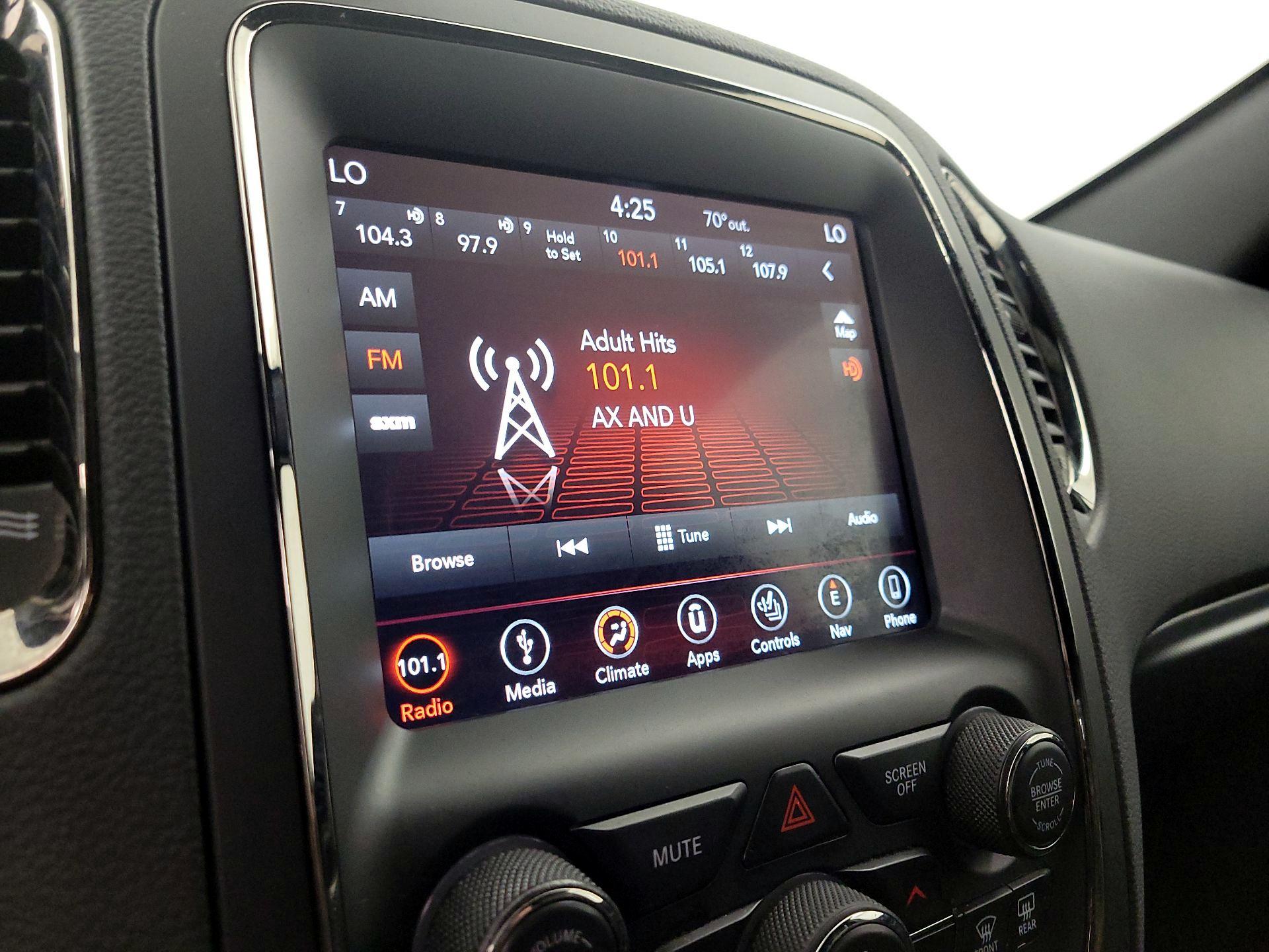 Thumbnail: 2018 Dodge Durango - 16