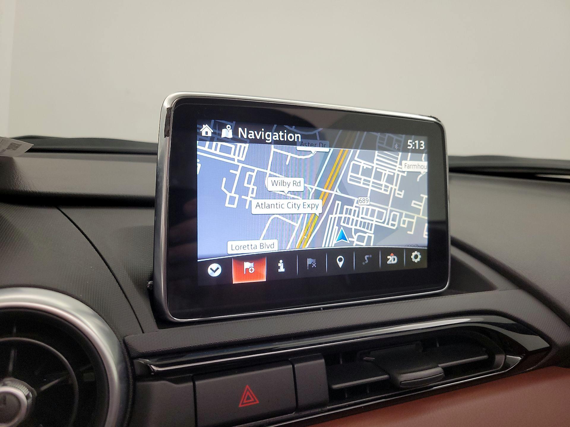 Thumbnail: 2017 Mazda MX-5 Miata - 14