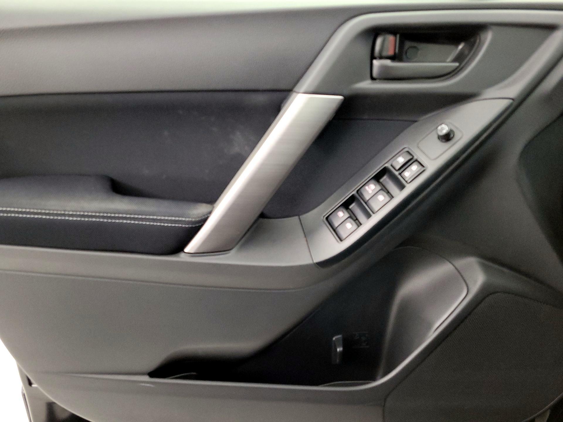 Thumbnail: 2015 Subaru Forester - 12