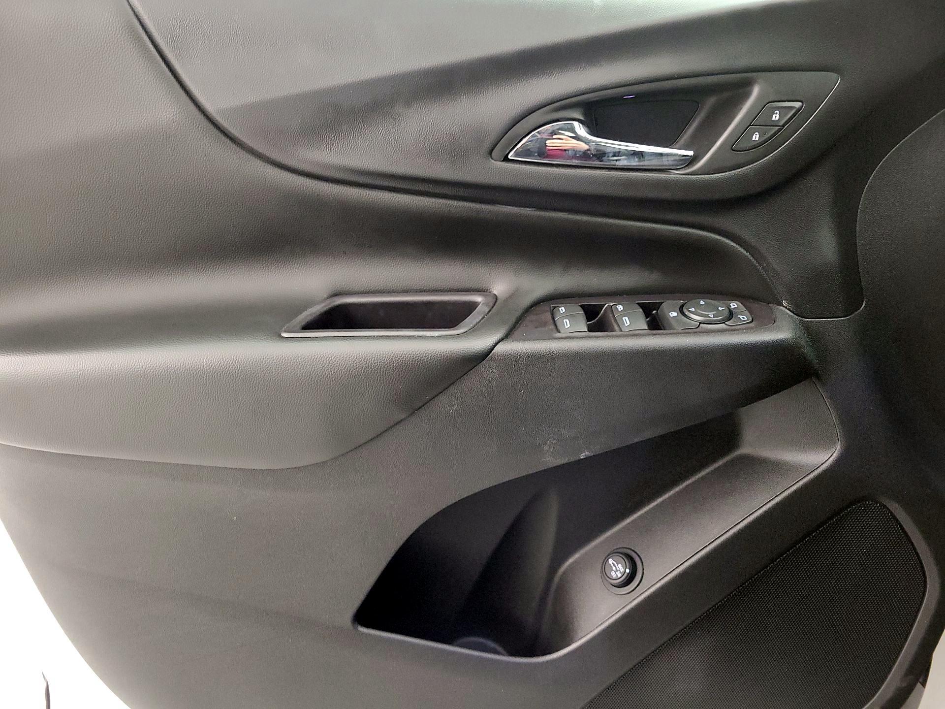 Thumbnail: 2019 Chevrolet Equinox - 12