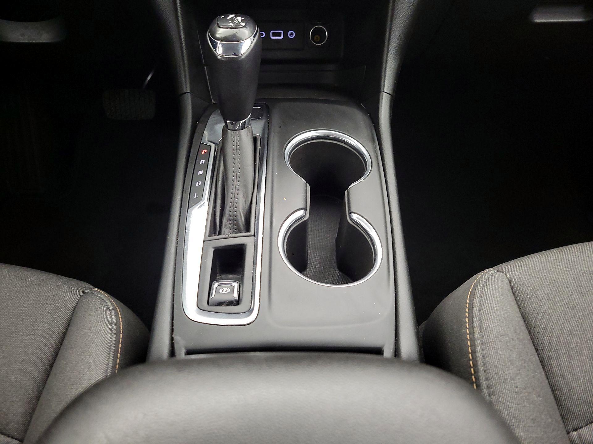 Thumbnail: 2019 Chevrolet Equinox - 17