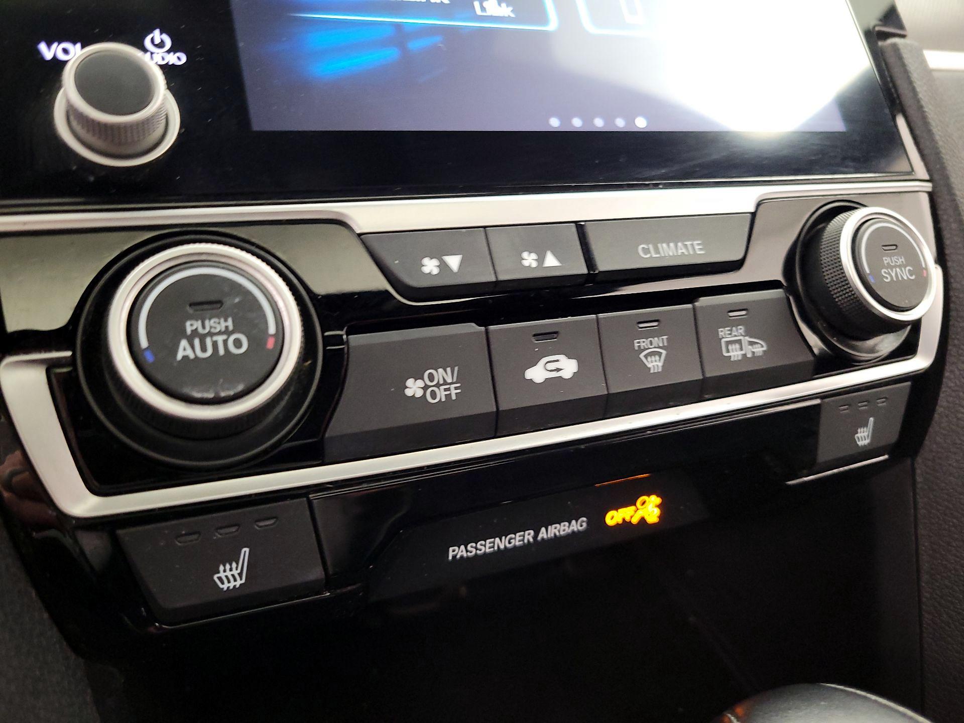 Thumbnail: 2019 Honda Civic - 17