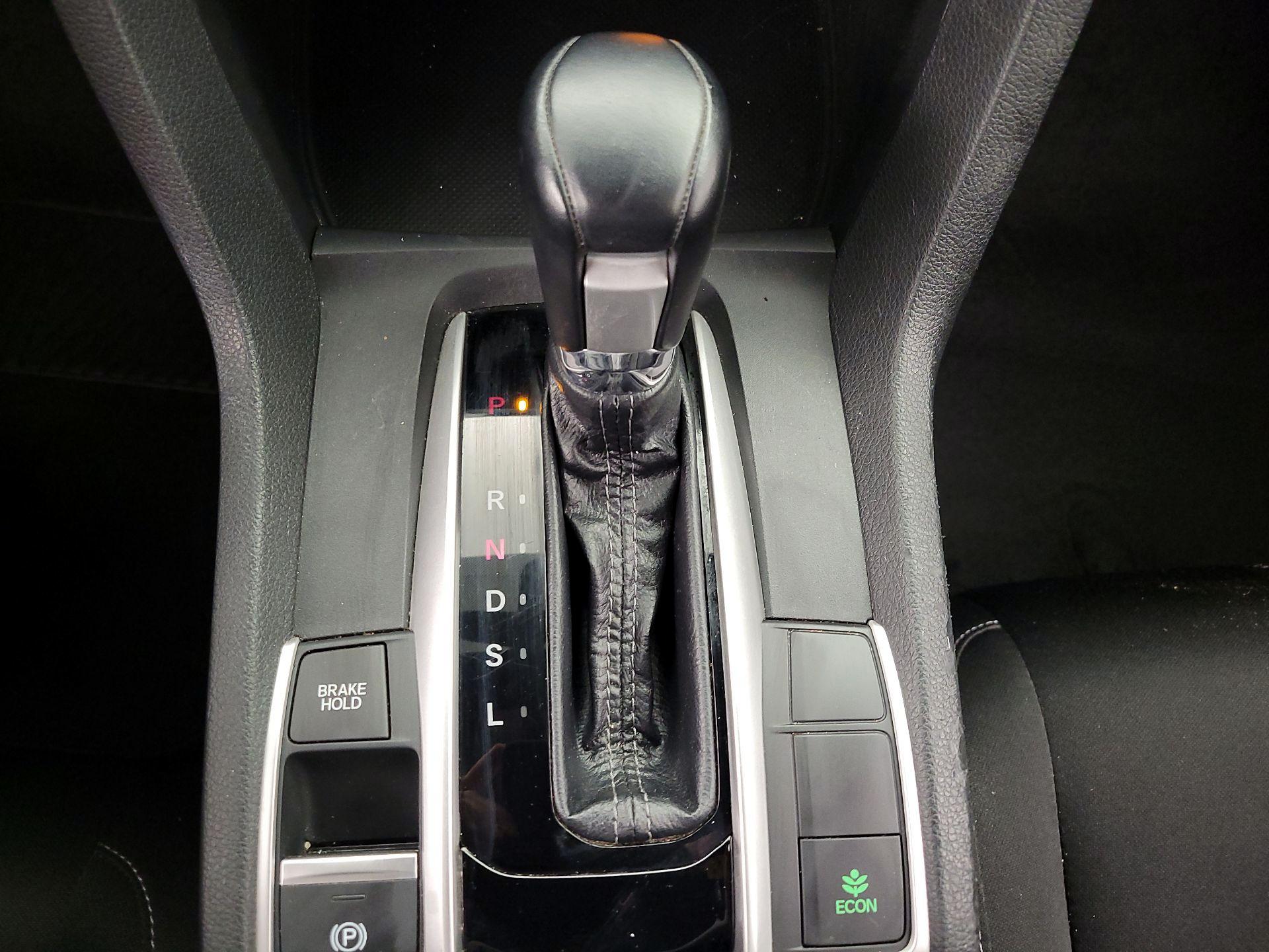 Thumbnail: 2019 Honda Civic - 18